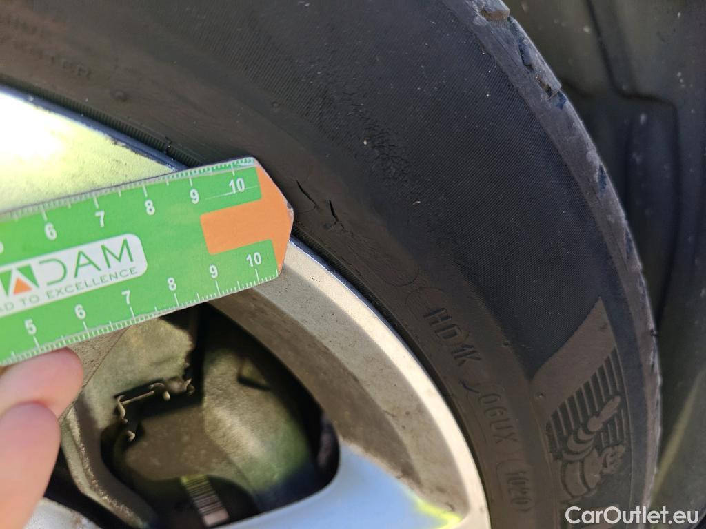  Opel  Corsa OPEL  / 2019 / 5P / berlina con portón 1.5D DT 74kW (100CV) Edition #22