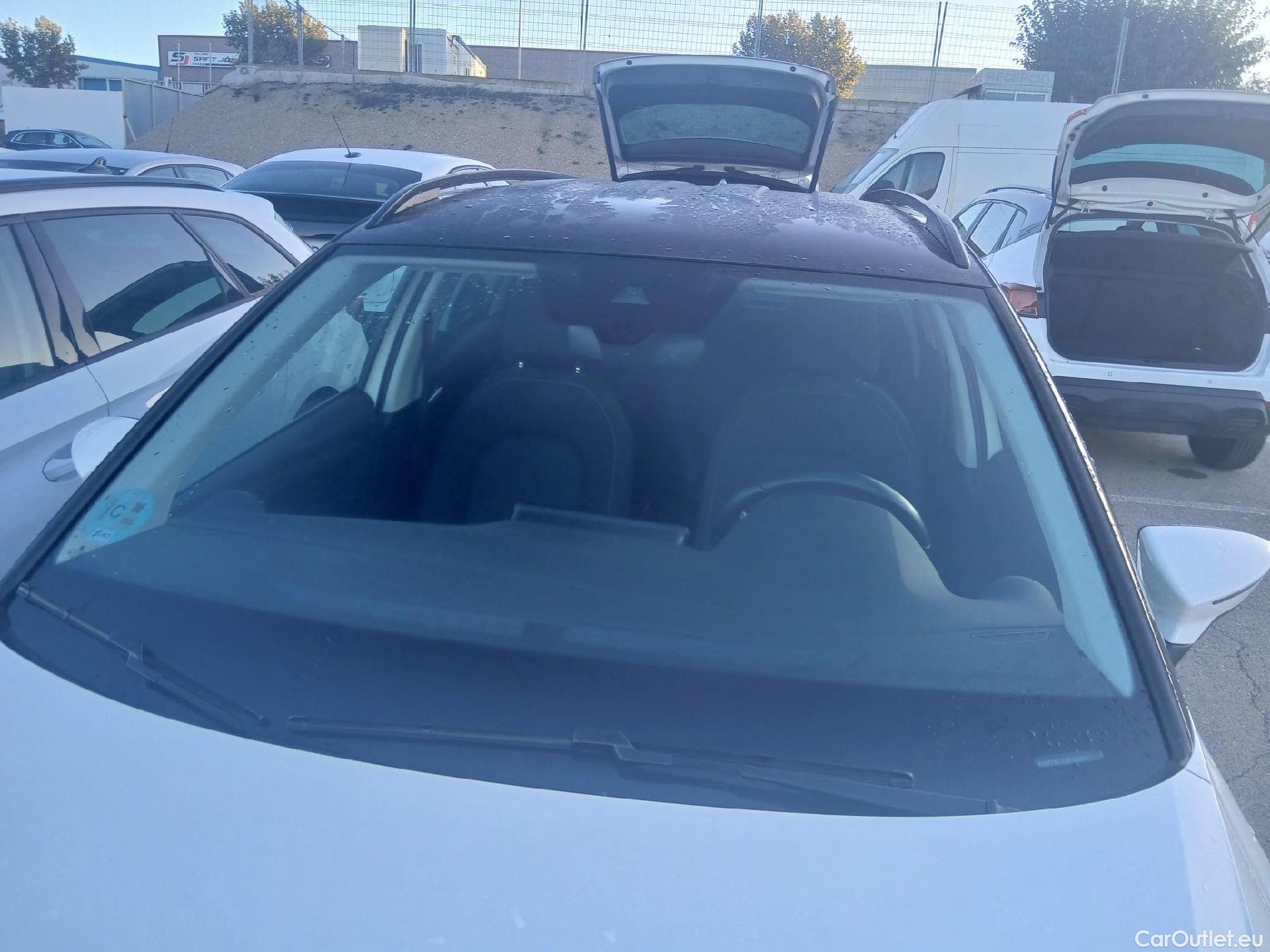  Seat  Arona SEAT  / 2017 / 5P / todoterreno 1.0 TSI 81kW (110CV) Style Plus (AC) #6