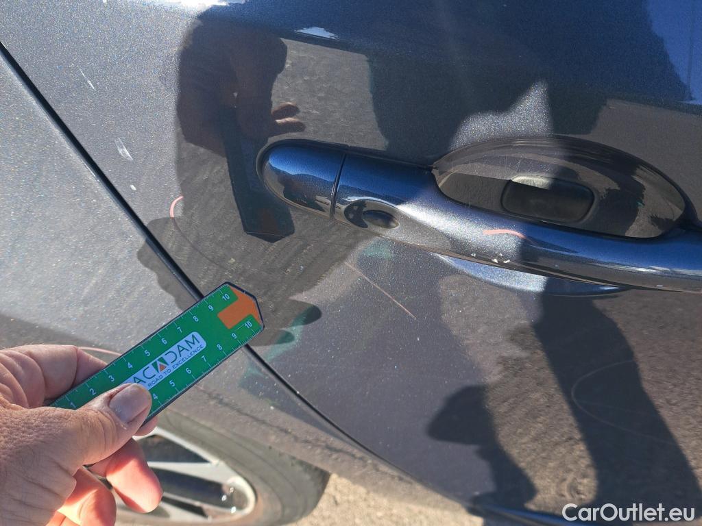  Renault  Megane RENAULT MÉGANE 5p 3G familiar Sp. Tou. Bose Energy dCi 130 S&S Euro 6 #49