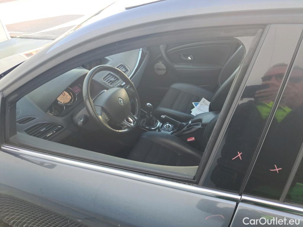  Renault  Megane RENAULT MÉGANE 5p 3G familiar Sp. Tou. Bose Energy dCi 130 S&S Euro 6 #21