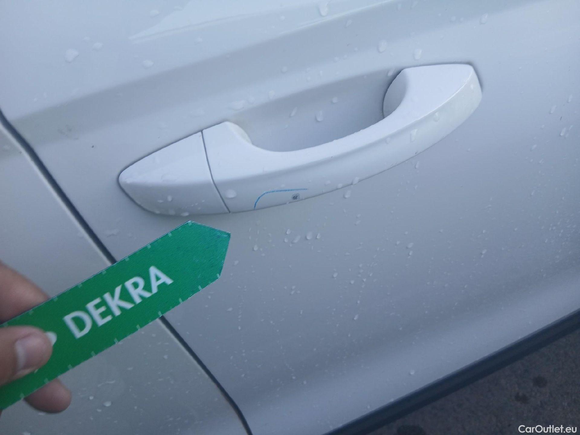  Seat  Arona SEAT  / 2017 / 5P / todoterreno 1.0 TSI 81kW (110CV) Style Plus (AC) #24