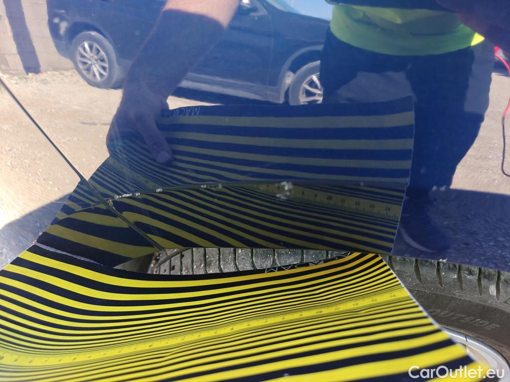  Opel  Corsa OPEL  / 2019 / 5P / berlina con portón 1.5D DT 74kW (100CV) Edition #9