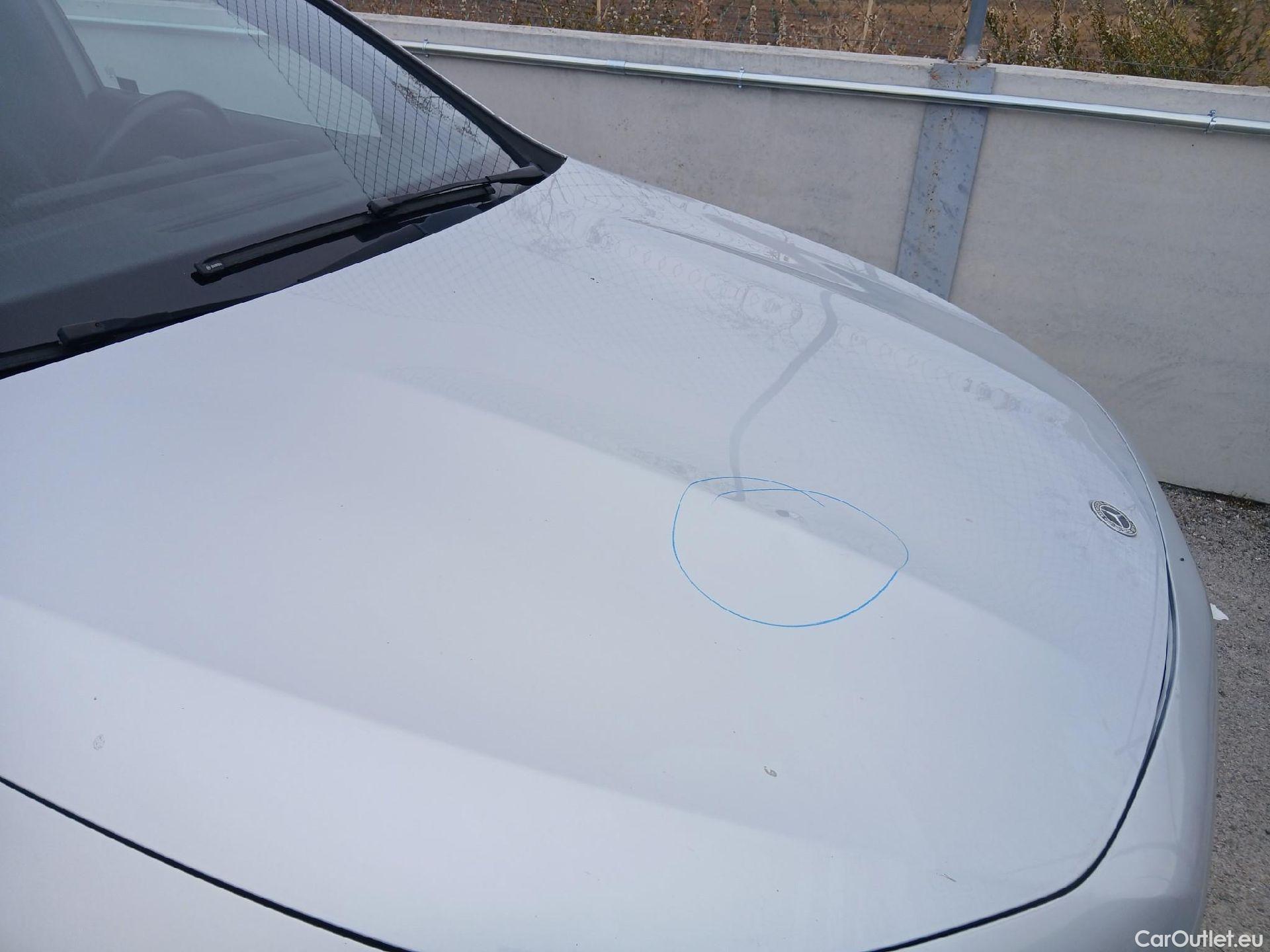  Mercedes  GLA MERCEDES-BENZ  / 2020 / 5P / todoterreno  250 e #2