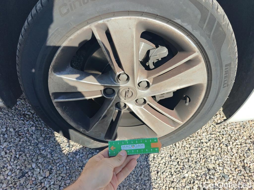  Land Rover  Discovery OPEL Insignia / 2020 / 5P / berlina con portón GS Business Edition 1.5D DVH 90kW MT6 #35