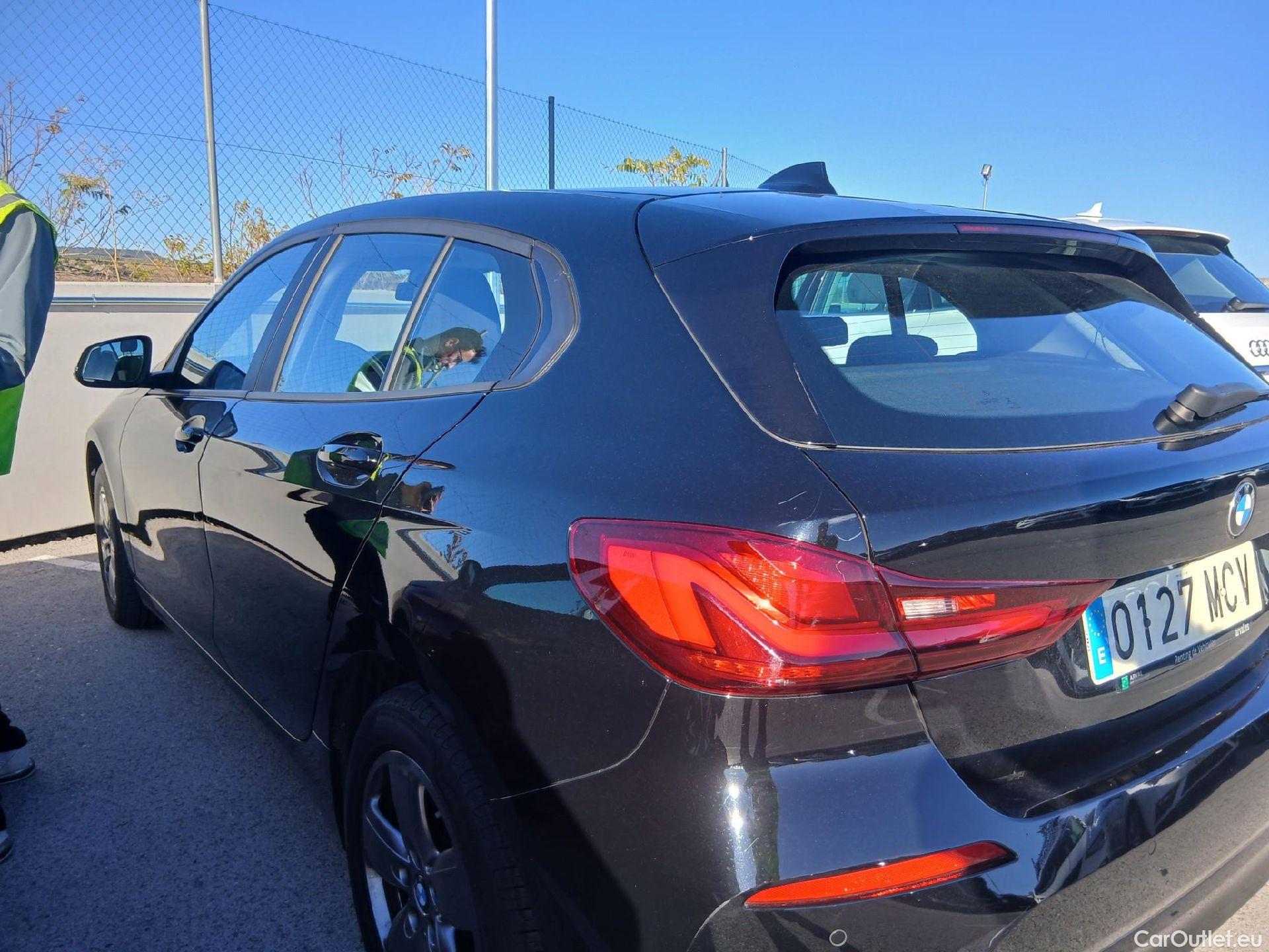  Bmw  Serie 1  Berlina 116d 1.5 115CV AT7 E6d #25