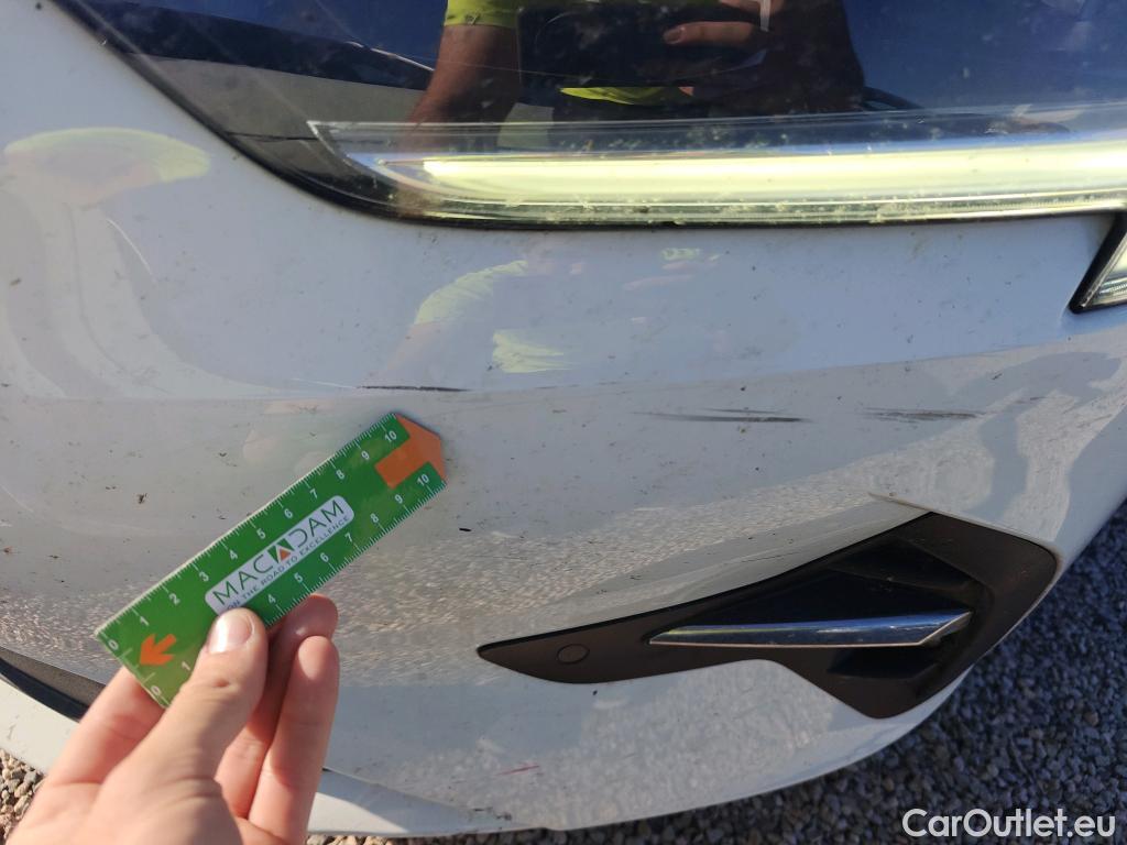  Land Rover  Discovery OPEL Insignia / 2020 / 5P / berlina con portón GS Business Edition 1.5D DVH 90kW MT6 #17