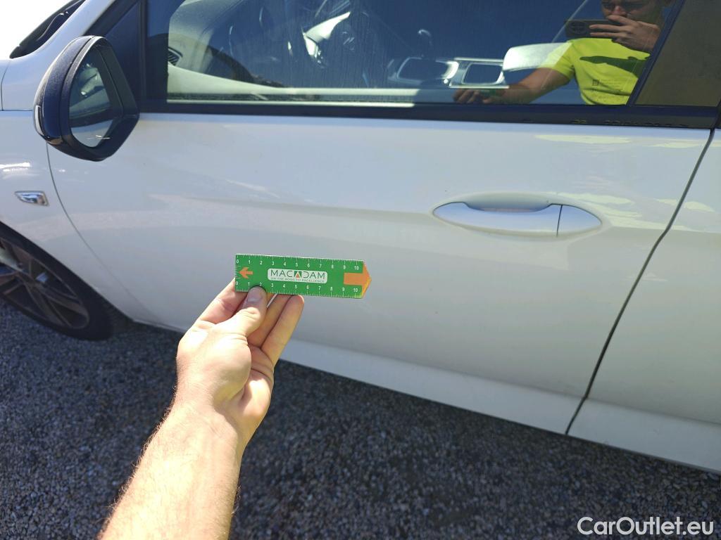  Land Rover  Discovery OPEL Insignia / 2020 / 5P / berlina con portón GS Business Edition 1.5D DVH 90kW MT6 #7