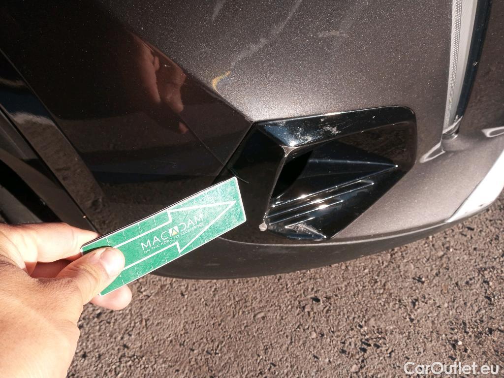  Peugeot  2008 PEUGEOT  / 2019 / 5P / todoterreno Allure Pack Puretech 130 S&S EAT8 (AC2) #35