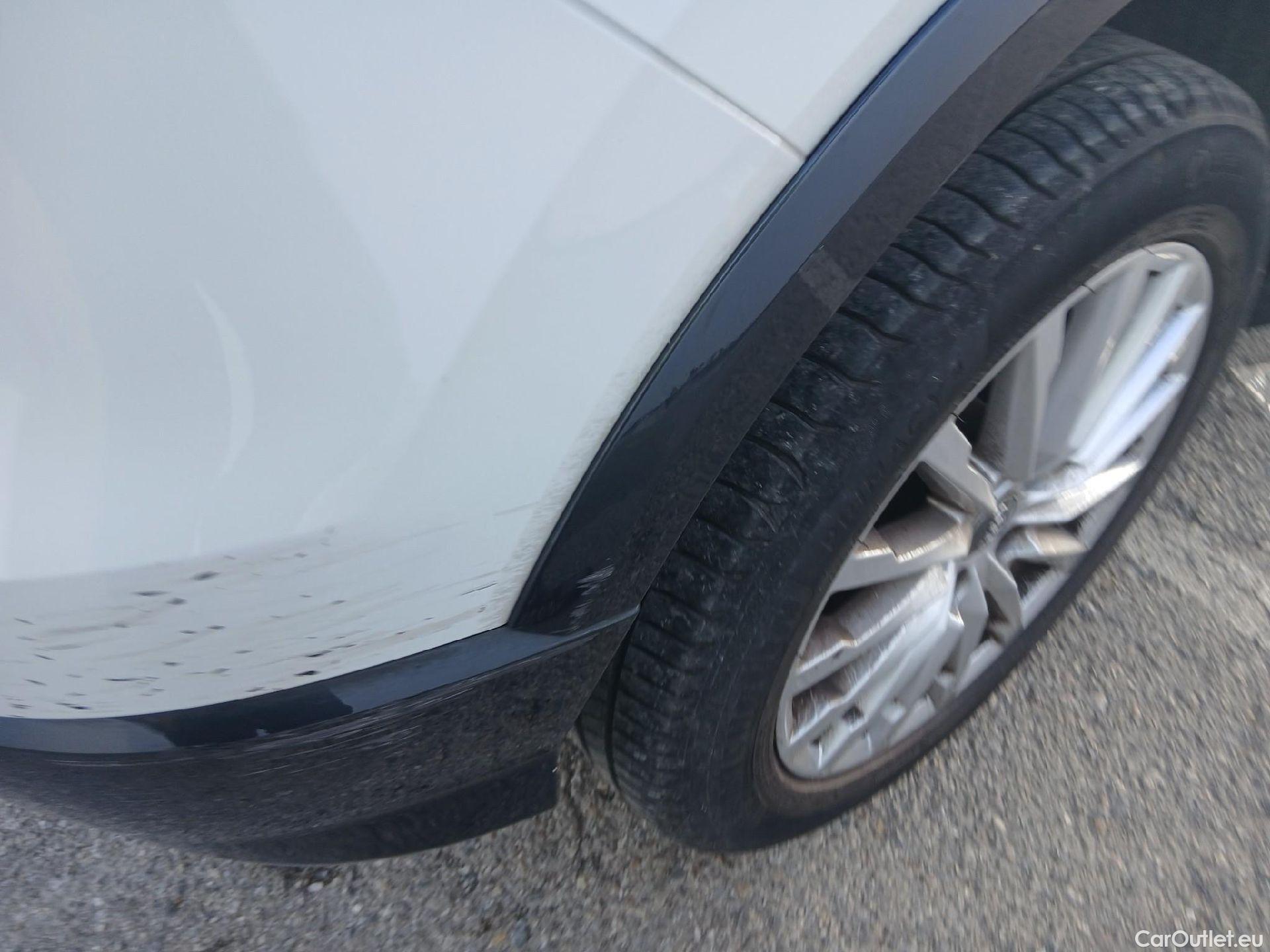  Audi  Q2 AUDI  / 2016 / 5P / todoterreno Design 30 TFSI 85kW (116CV) S tronic (AC) #25