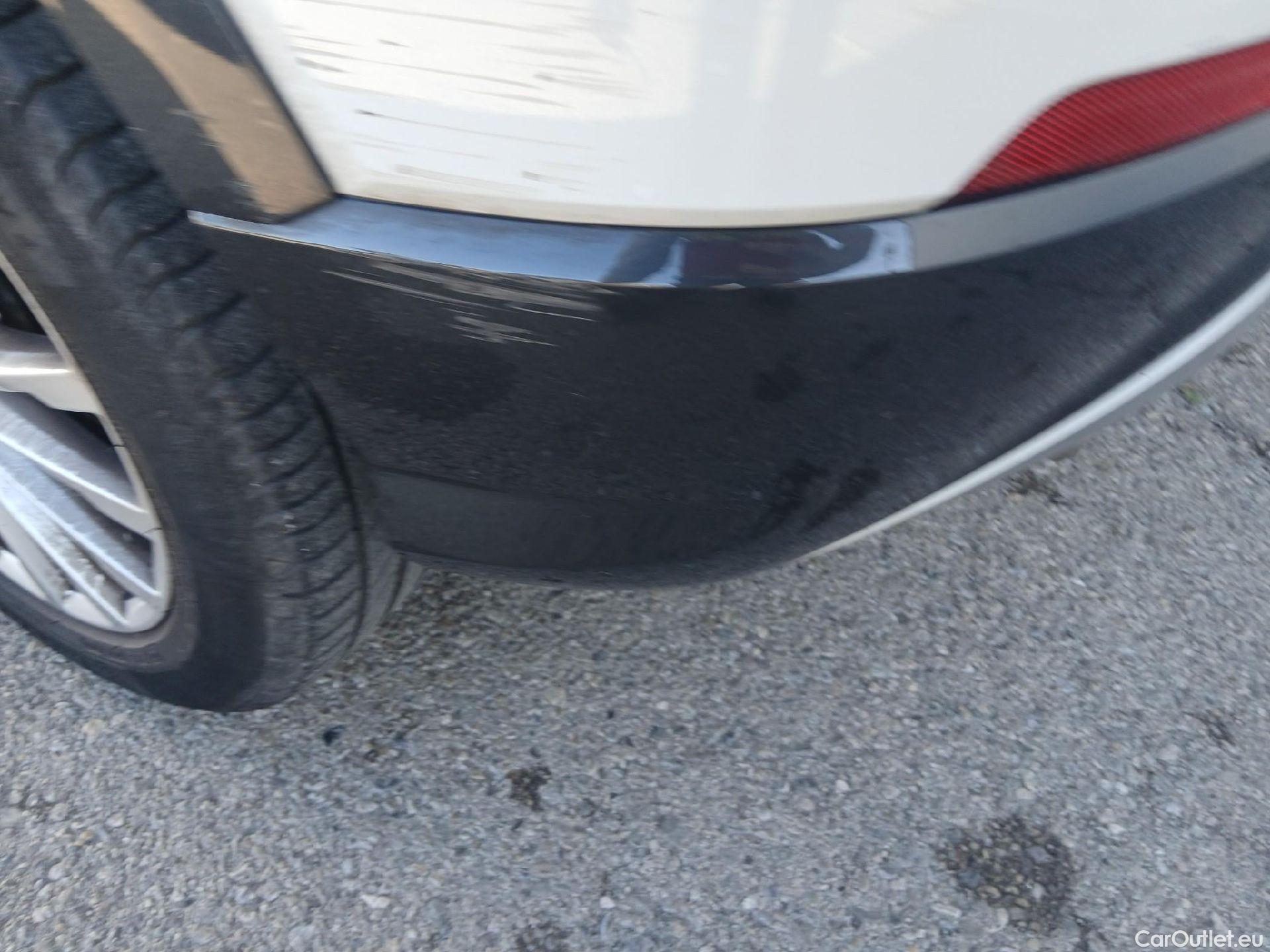  Audi  Q2 AUDI  / 2016 / 5P / todoterreno Design 30 TFSI 85kW (116CV) S tronic (AC) #19