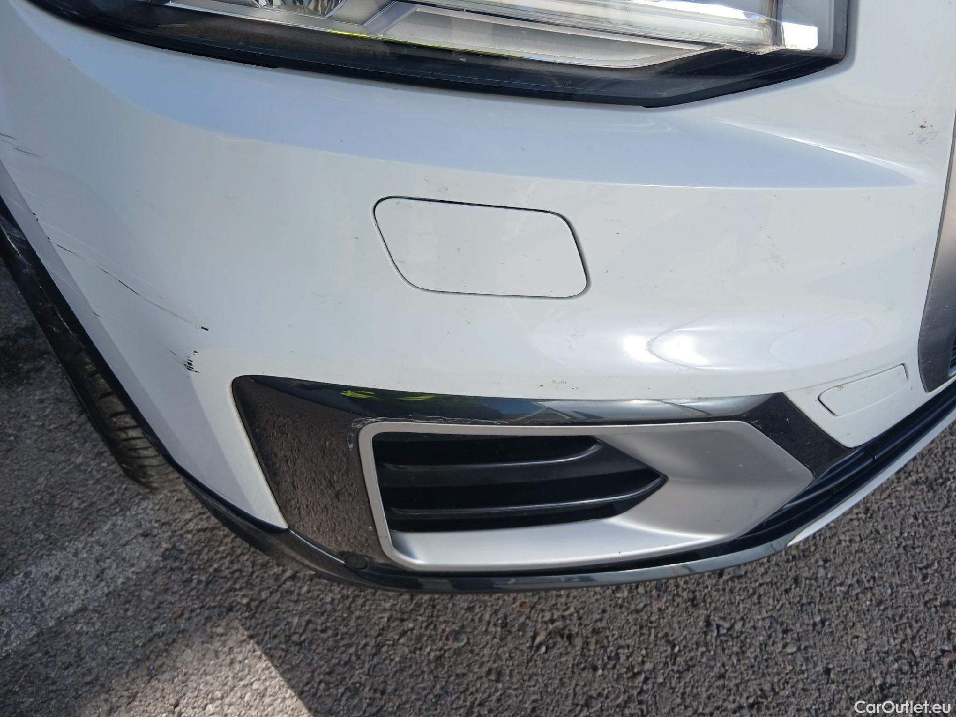  Audi  Q2 AUDI  / 2016 / 5P / todoterreno Design 30 TFSI 85kW (116CV) S tronic (AC) #4