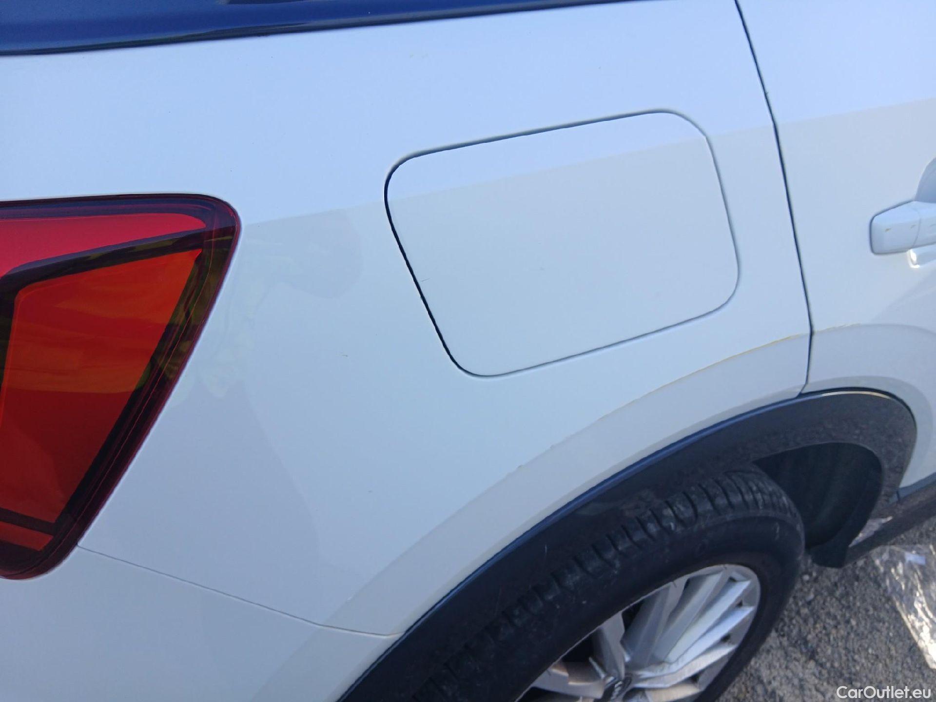  Audi  Q2 AUDI  / 2016 / 5P / todoterreno Design 30 TFSI 85kW (116CV) S tronic (AC) #27