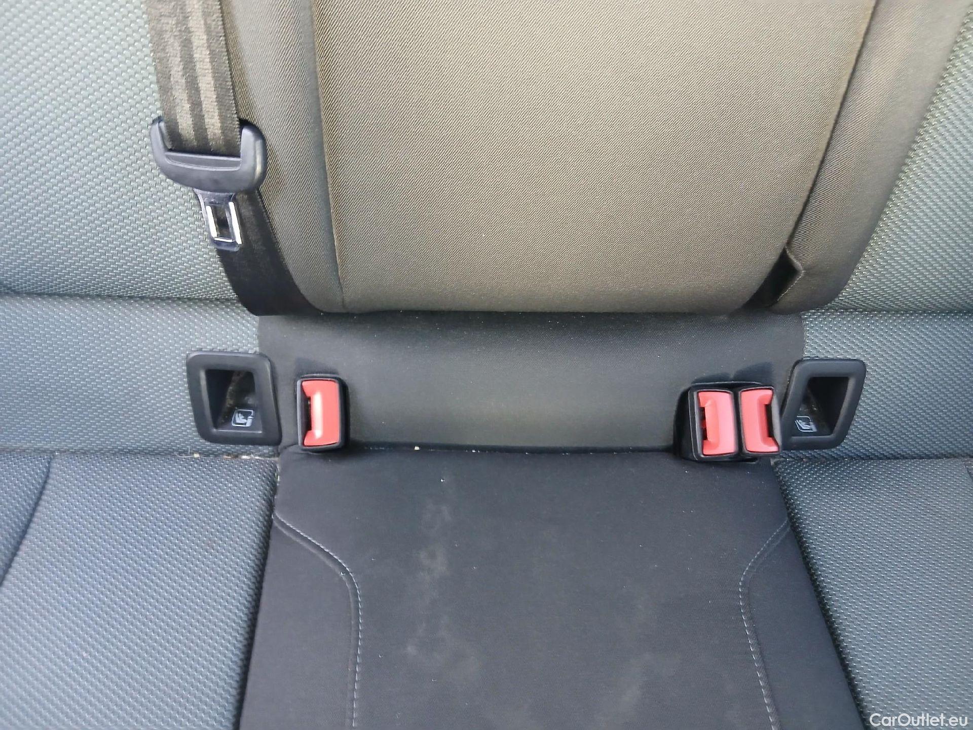  Audi  Q2 AUDI  / 2016 / 5P / todoterreno Design 30 TFSI 85kW (116CV) S tronic (AC) #42