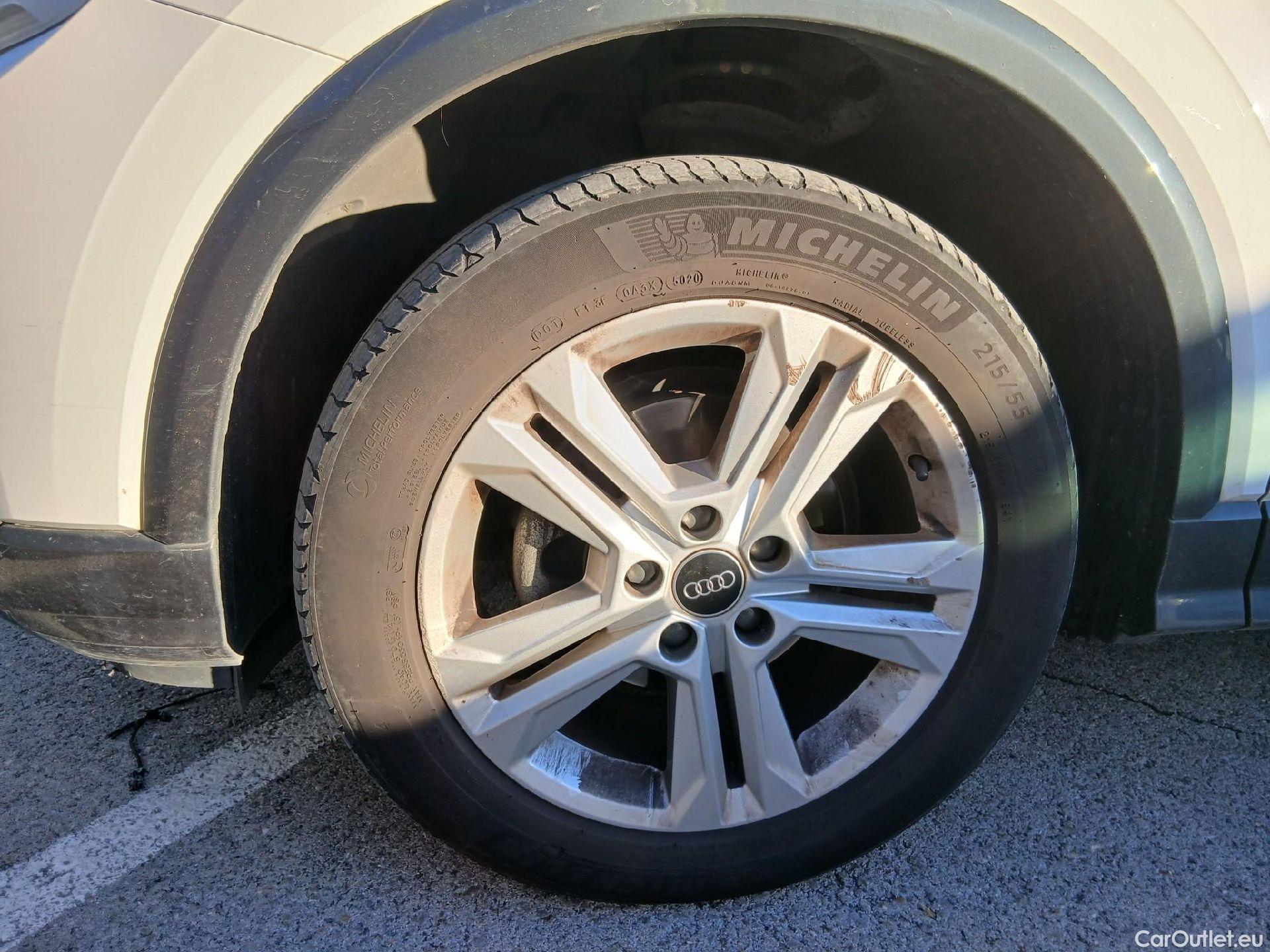  Audi  Q2 AUDI  / 2020 / 5P / todoterreno Advanced 35 TFSI 110kW (150CV) S tronic (AC) #8