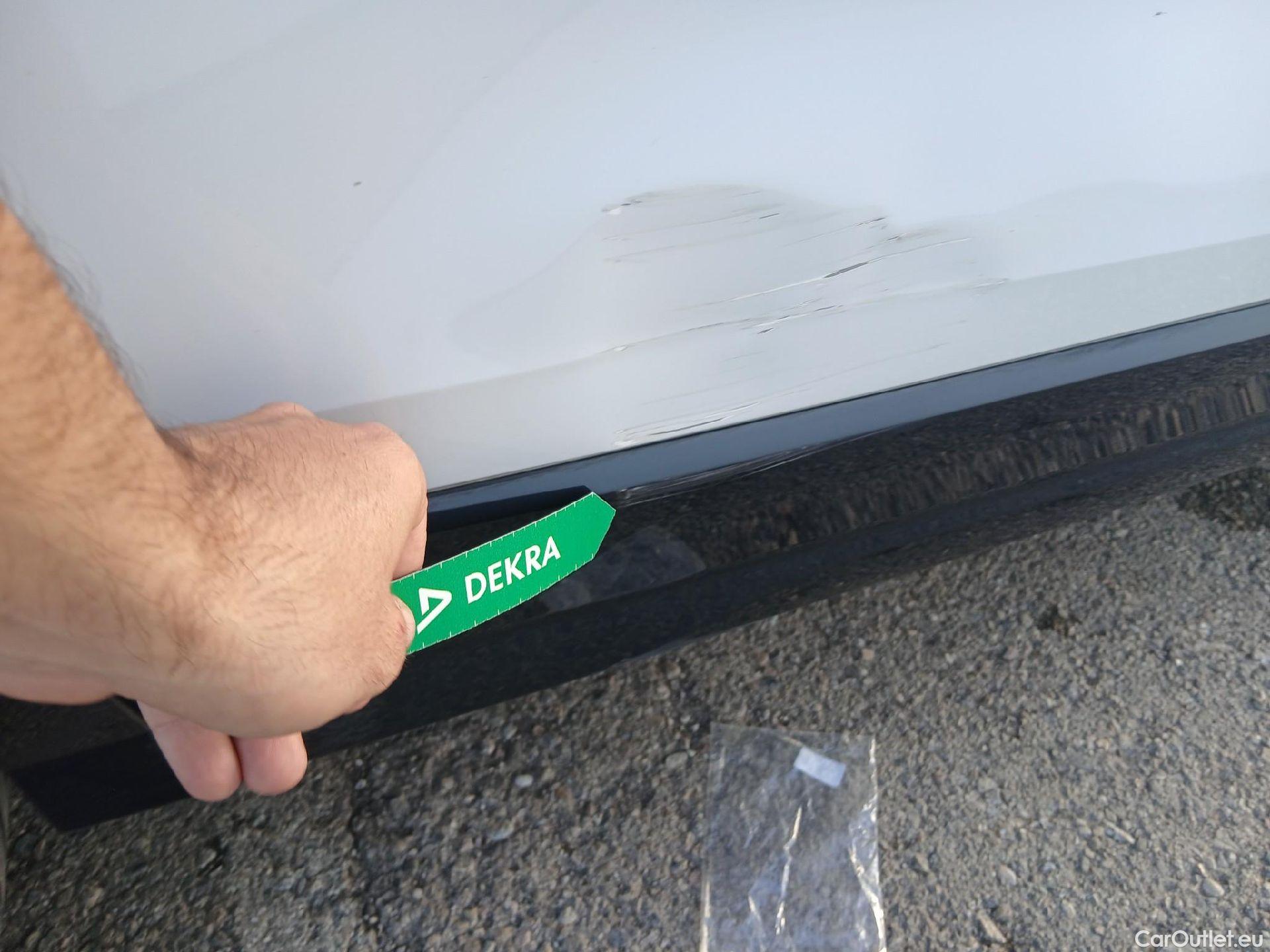  Audi  Q2 AUDI  / 2016 / 5P / todoterreno Design 30 TFSI 85kW (116CV) S tronic (AC) #31