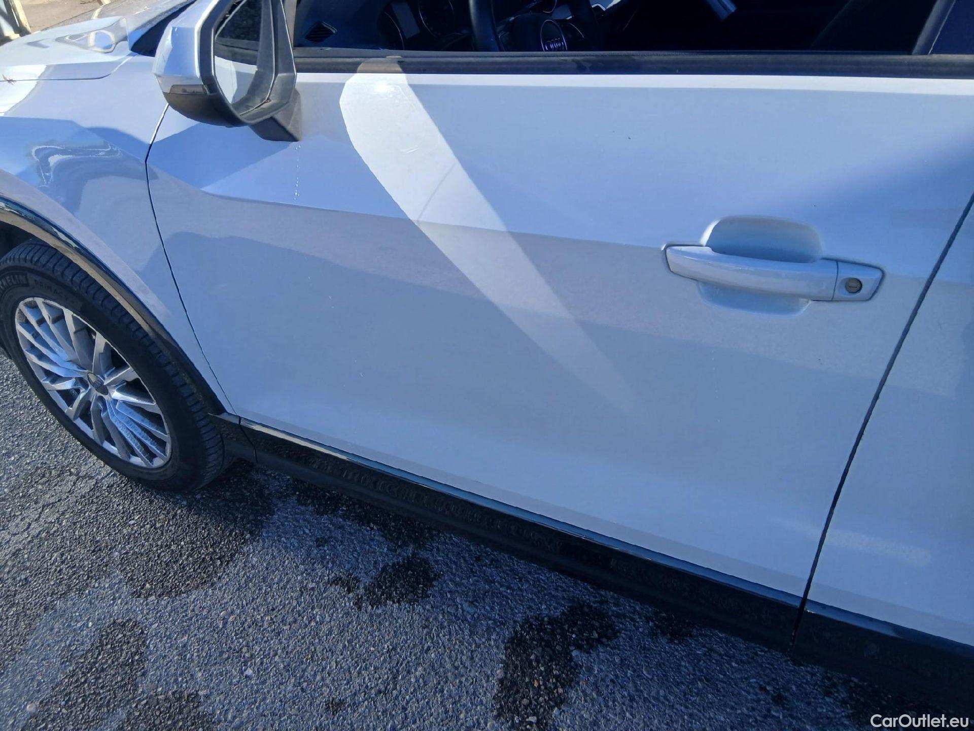  Audi  Q2 AUDI  / 2016 / 5P / todoterreno Design 30 TFSI 85kW (116CV) S tronic (AC) #14