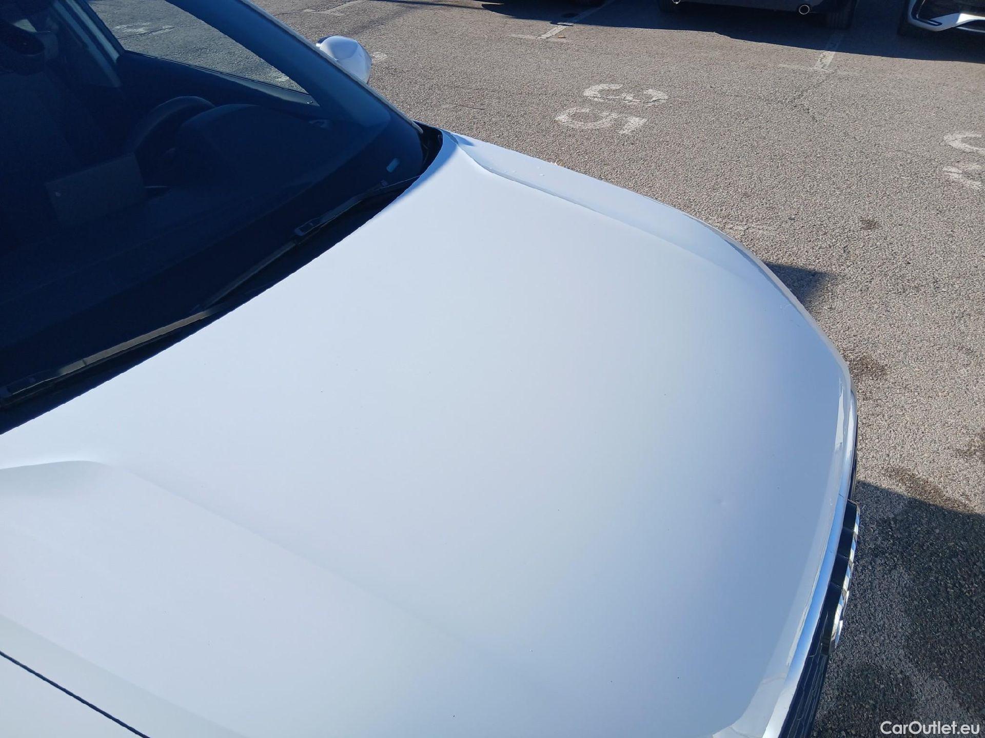  Audi  Q2 AUDI  / 2016 / 5P / todoterreno Design 30 TFSI 85kW (116CV) S tronic (AC) #10