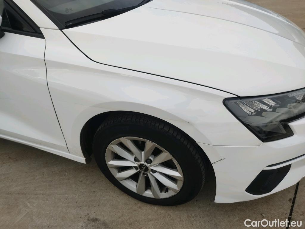  Audi  A3 AUDI  / 2020 / 5P / berlina con portón Sportback 30 TFSI 81kW (110CV) S tronic #15