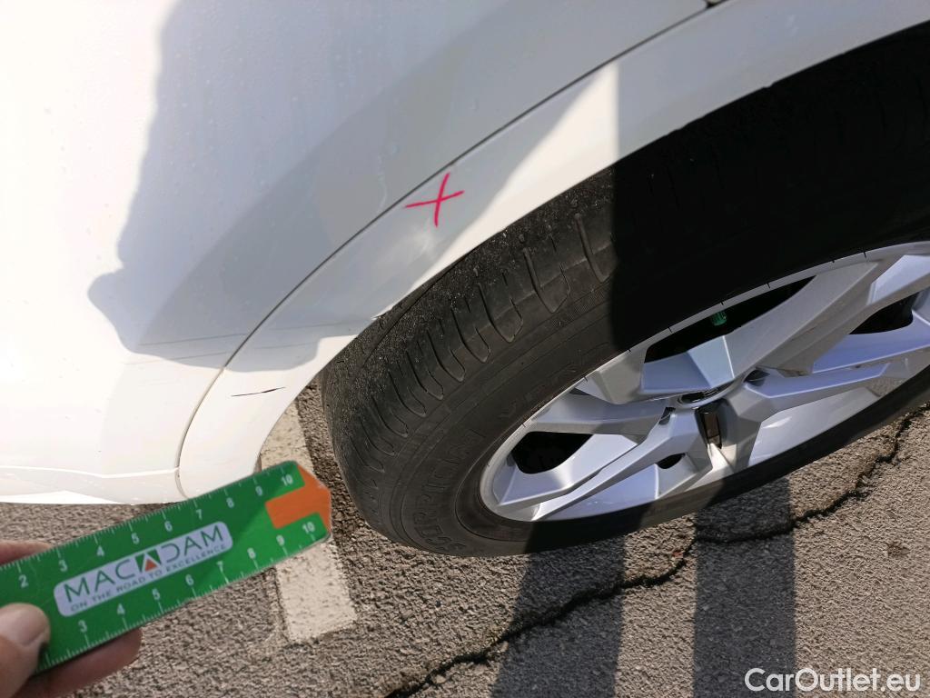  Audi  Q5 AUDI  / 2020 / 5P / todoterreno Advanced 35 TDI 120kW S tronic (AC2) #12