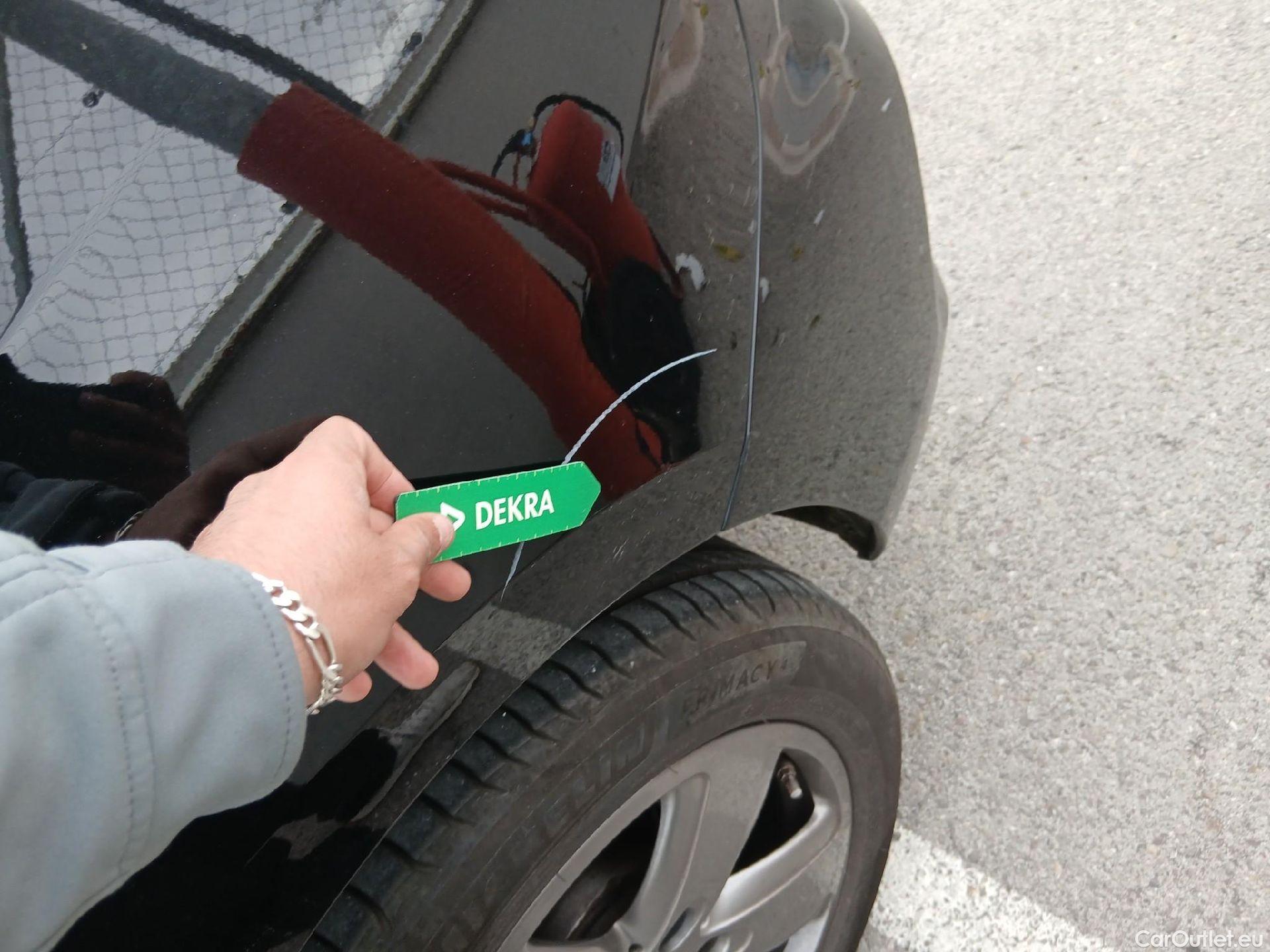  Bmw  Serie 1  Berlina 116d 1.5 115CV AT7 E6d #6