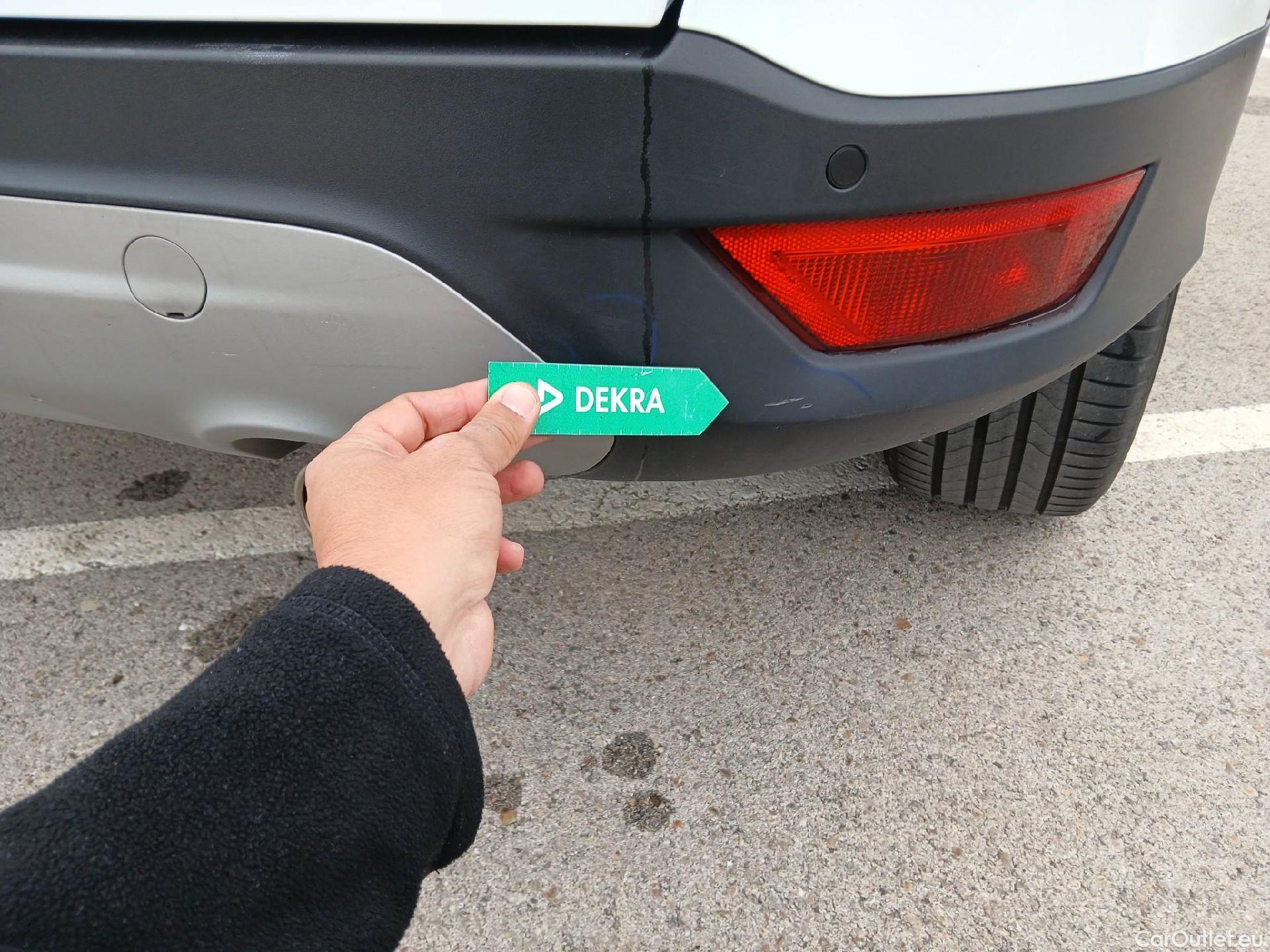  Ford  Kuga FORD  / 2016 / 5P / todoterreno 1.5 EcoBoost 88kW 4x2 Trend+ (CX) #13