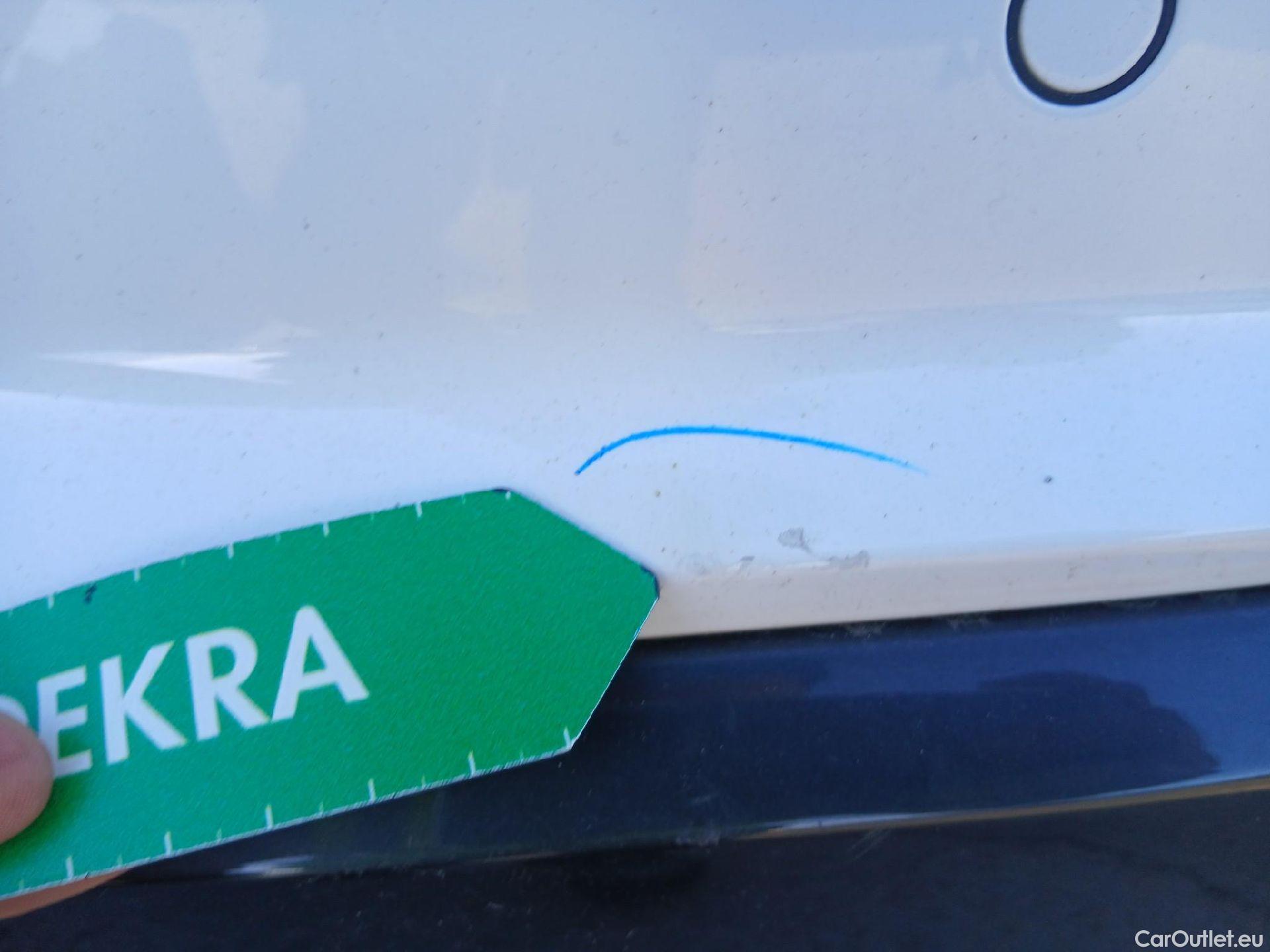  Audi  Q2 AUDI  / 2020 / 5P / todoterreno Advanced 35 TFSI 110kW (150CV) S tronic (AC) #26