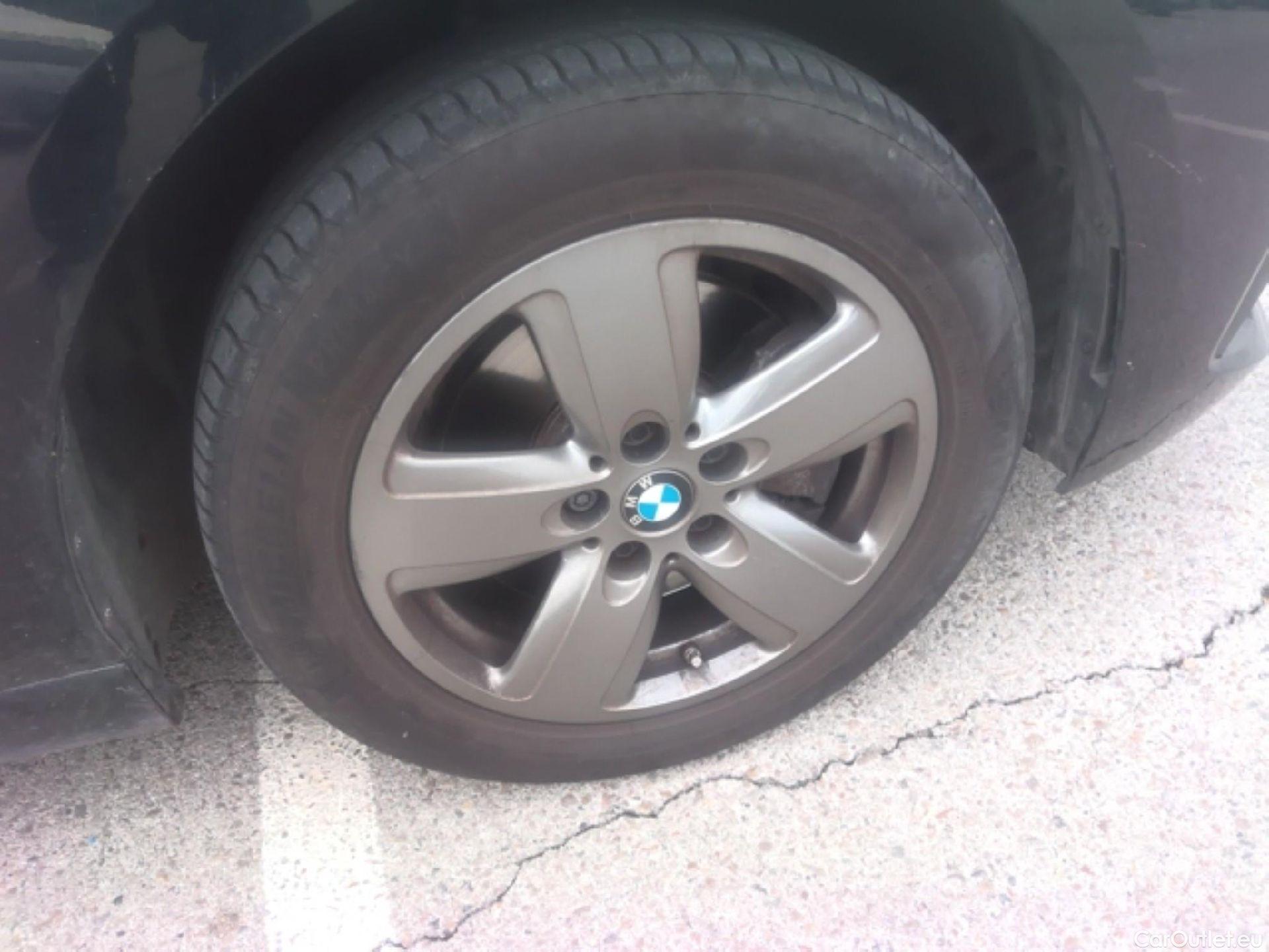 Bmw  Serie 1  Berlina 116d 1.5 115CV AT7 E6d #18