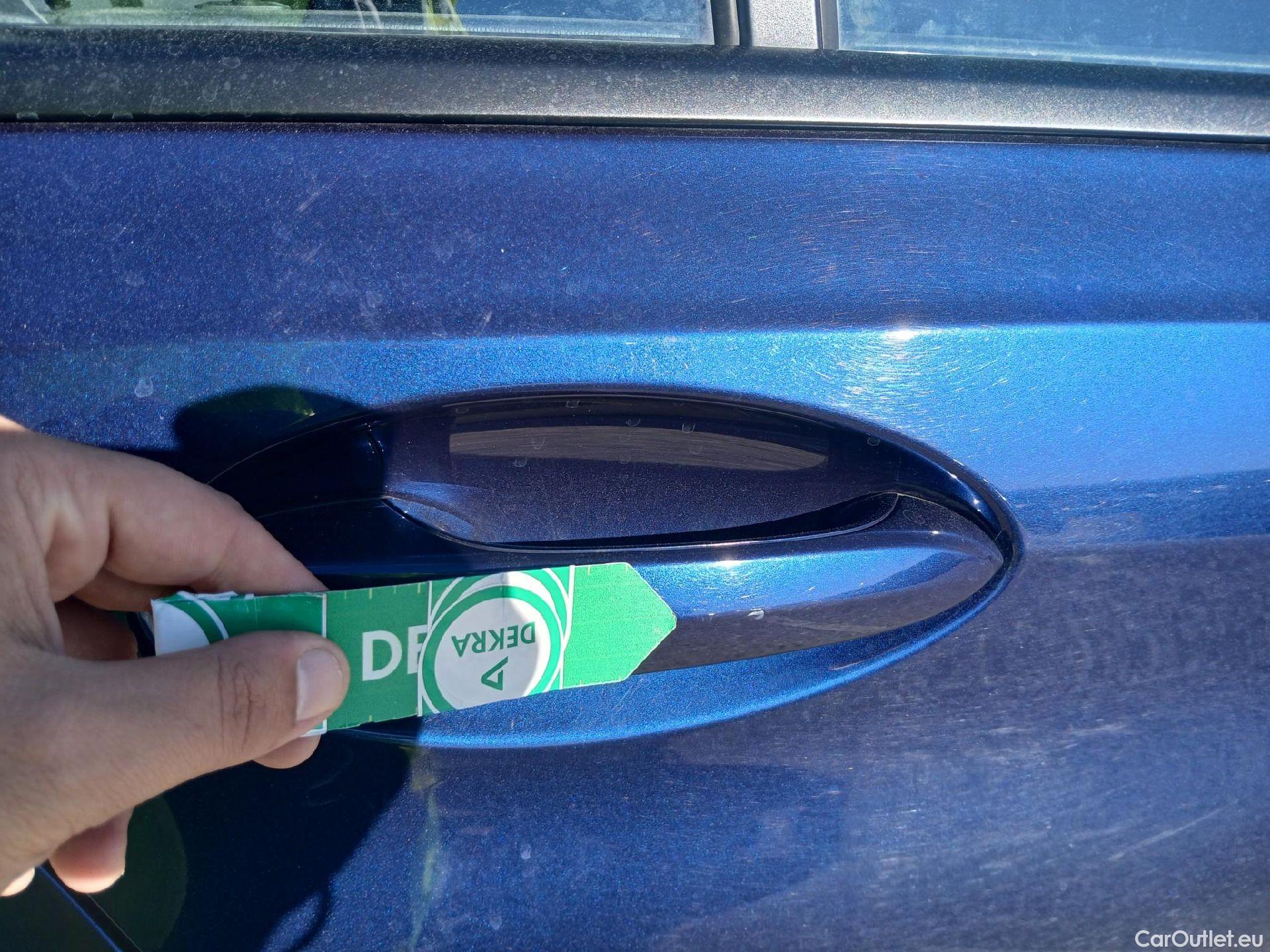  Bmw  Serie 3 BMW  / 2015 / 5P / familiar 318d Touring #34