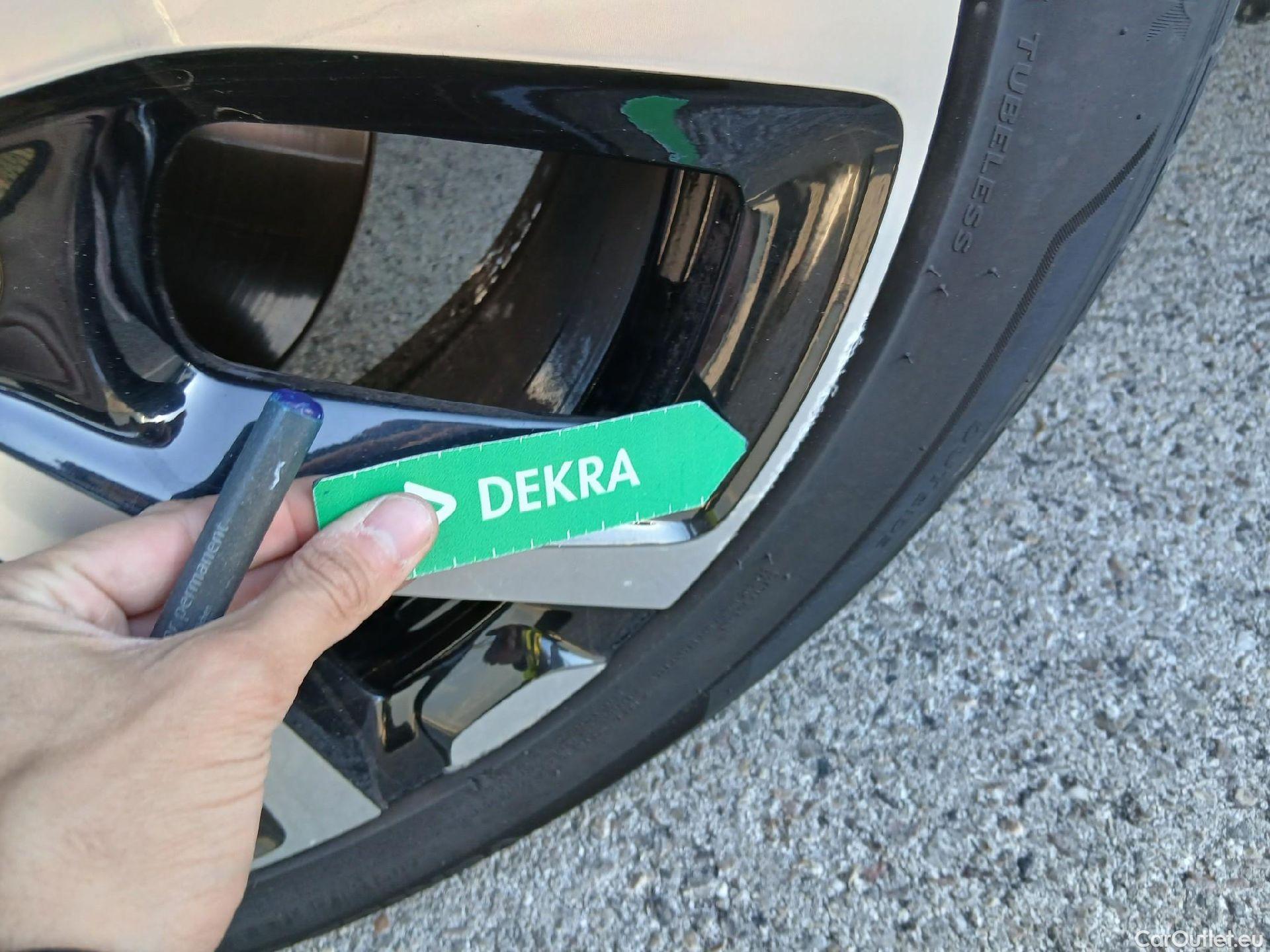  Citroen  C5 CITROEN  Aircross / 2018 / 5P / todoterreno BlueHdi 96kW (130CV) S&S Feel (AC) #20