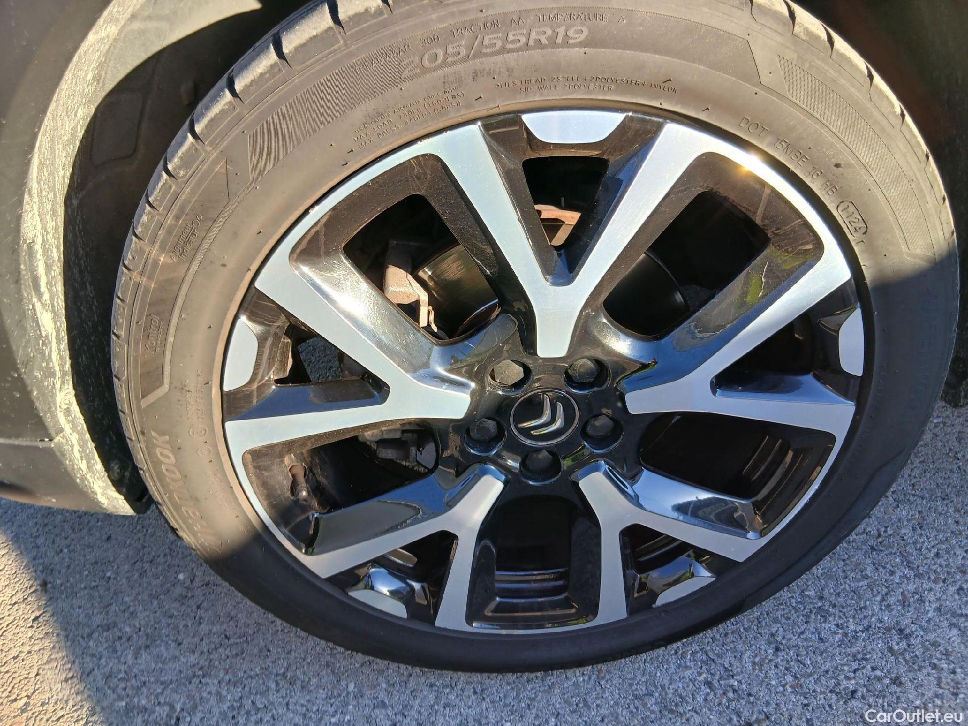  Citroen  C5 CITROEN  Aircross / 2018 / 5P / todoterreno BlueHdi 96kW (130CV) S&S Feel (AC) #19