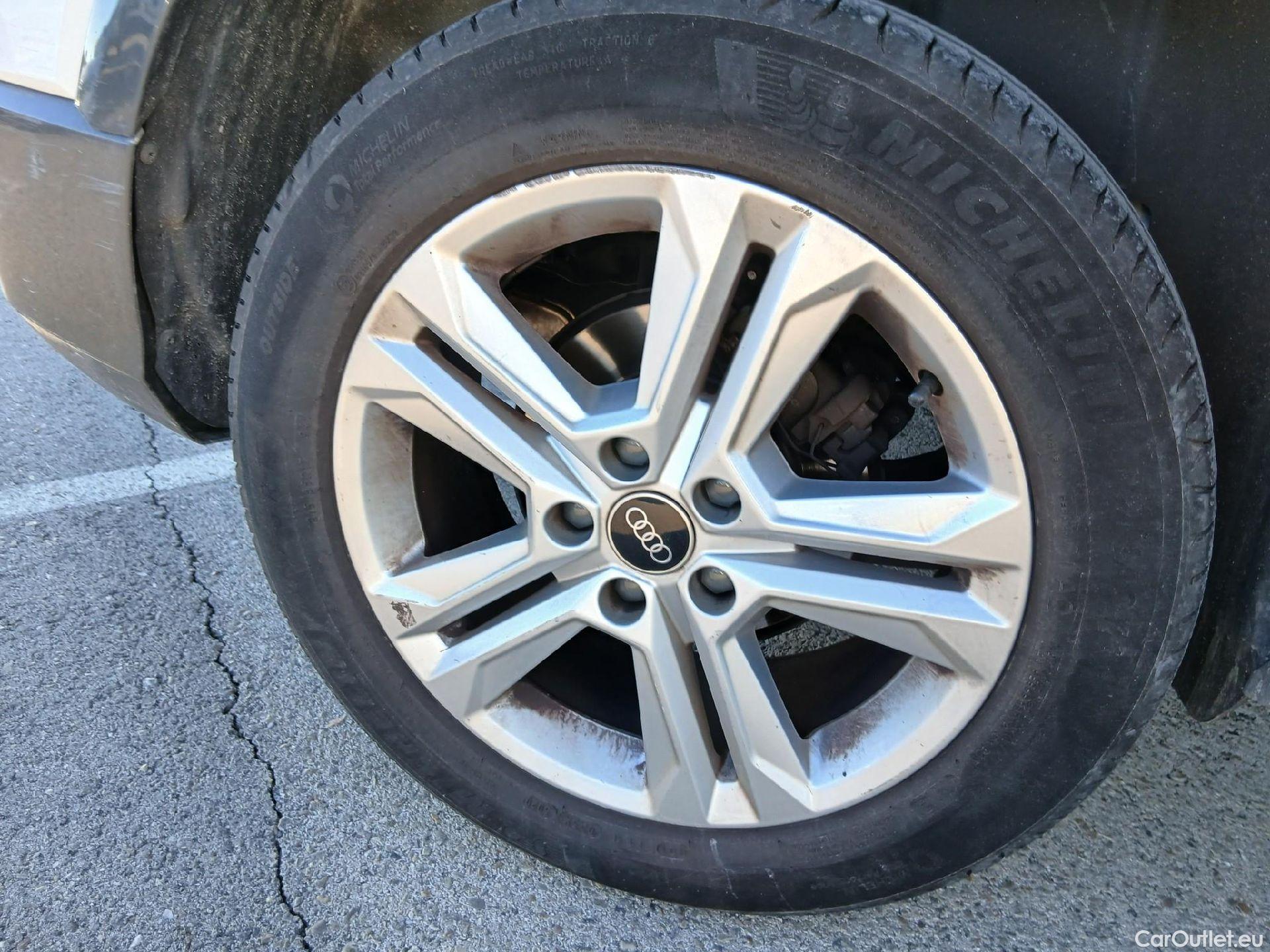  Audi  Q2 AUDI  / 2020 / 5P / todoterreno Advanced 35 TFSI 110kW (150CV) S tronic (AC) #41