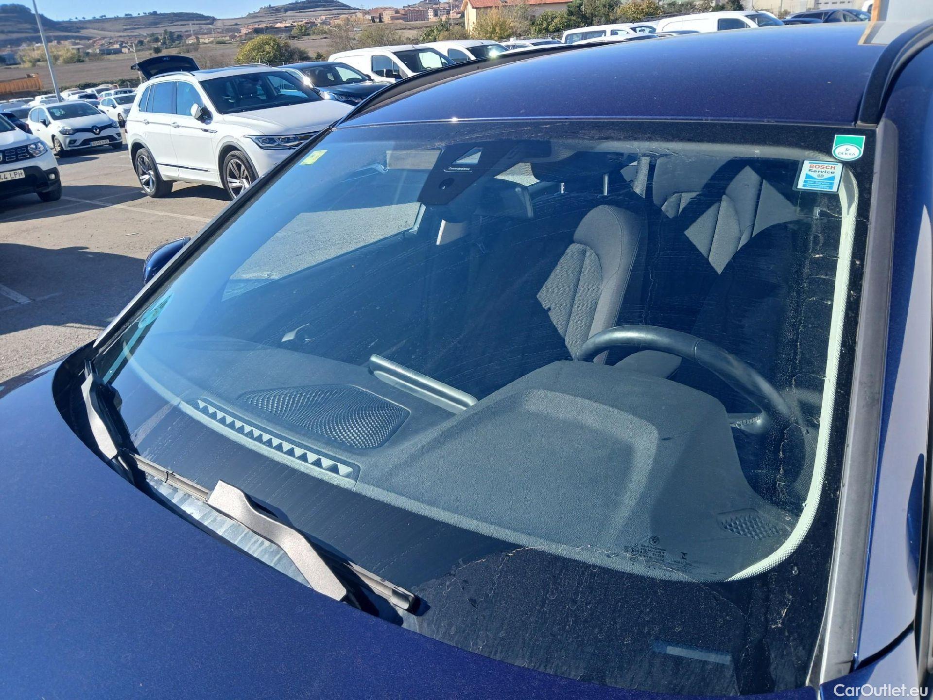  Bmw  Serie 3 BMW  / 2015 / 5P / familiar 318d Touring #5