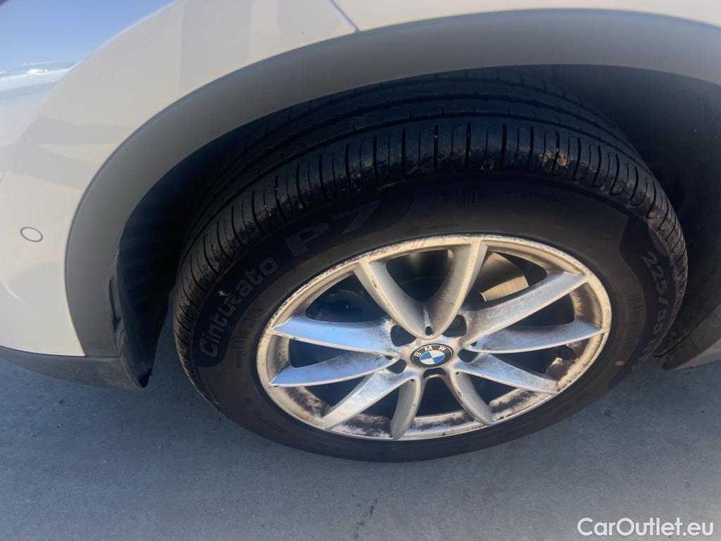  Bmw  X1 BMW  / 2019 / 5P / todoterreno sDrive18dA Corporate (AC2) #9