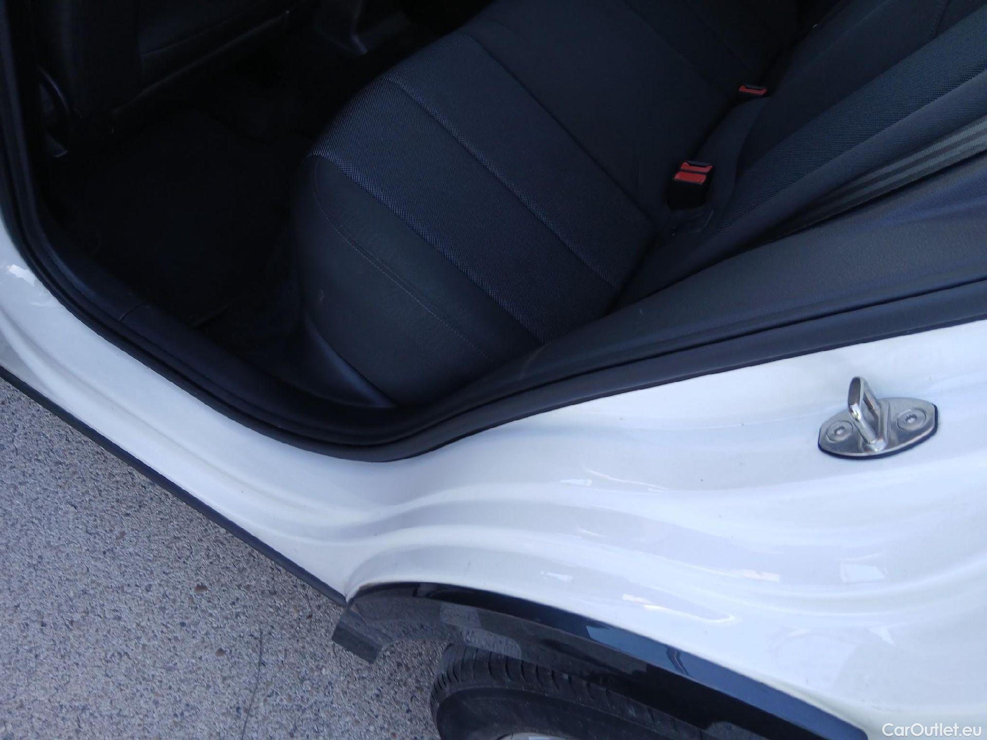  Audi  Q2 AUDI  / 2020 / 5P / todoterreno Advanced 35 TFSI 110kW (150CV) S tronic (AC) #24