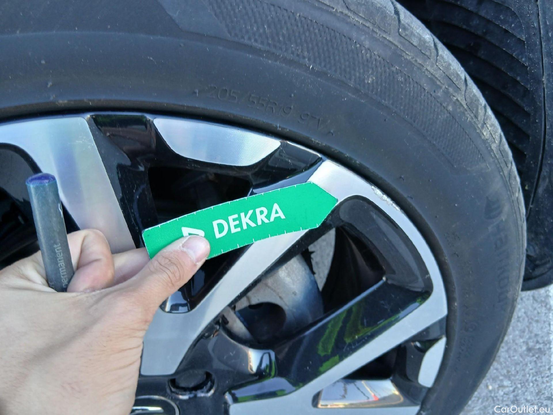  Citroen  C5 CITROEN  Aircross / 2018 / 5P / todoterreno BlueHdi 96kW (130CV) S&S Feel (AC) #53