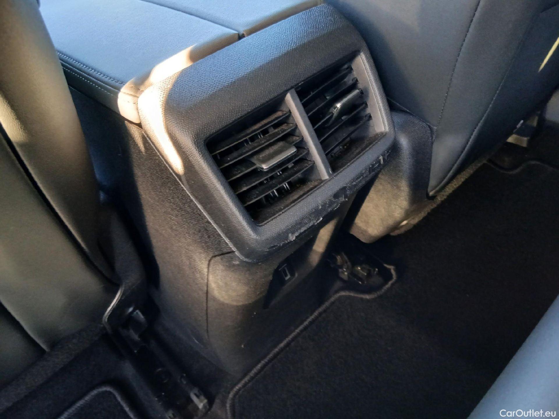  Citroen  C5 CITROEN  Aircross / 2018 / 5P / todoterreno BlueHdi 96kW (130CV) S&S Feel (AC) #26