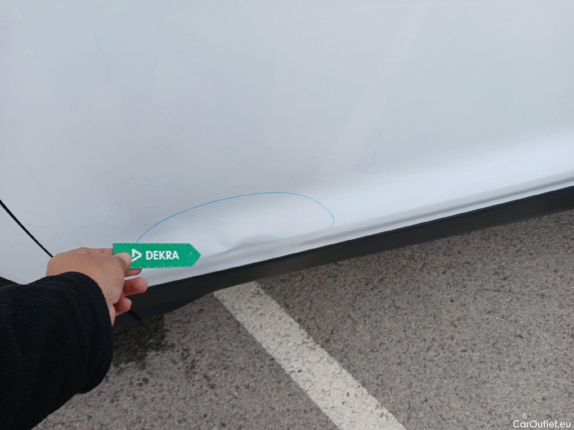  Ford  Kuga FORD  / 2016 / 5P / todoterreno 1.5 EcoBoost 88kW 4x2 Trend+ (CX) #11