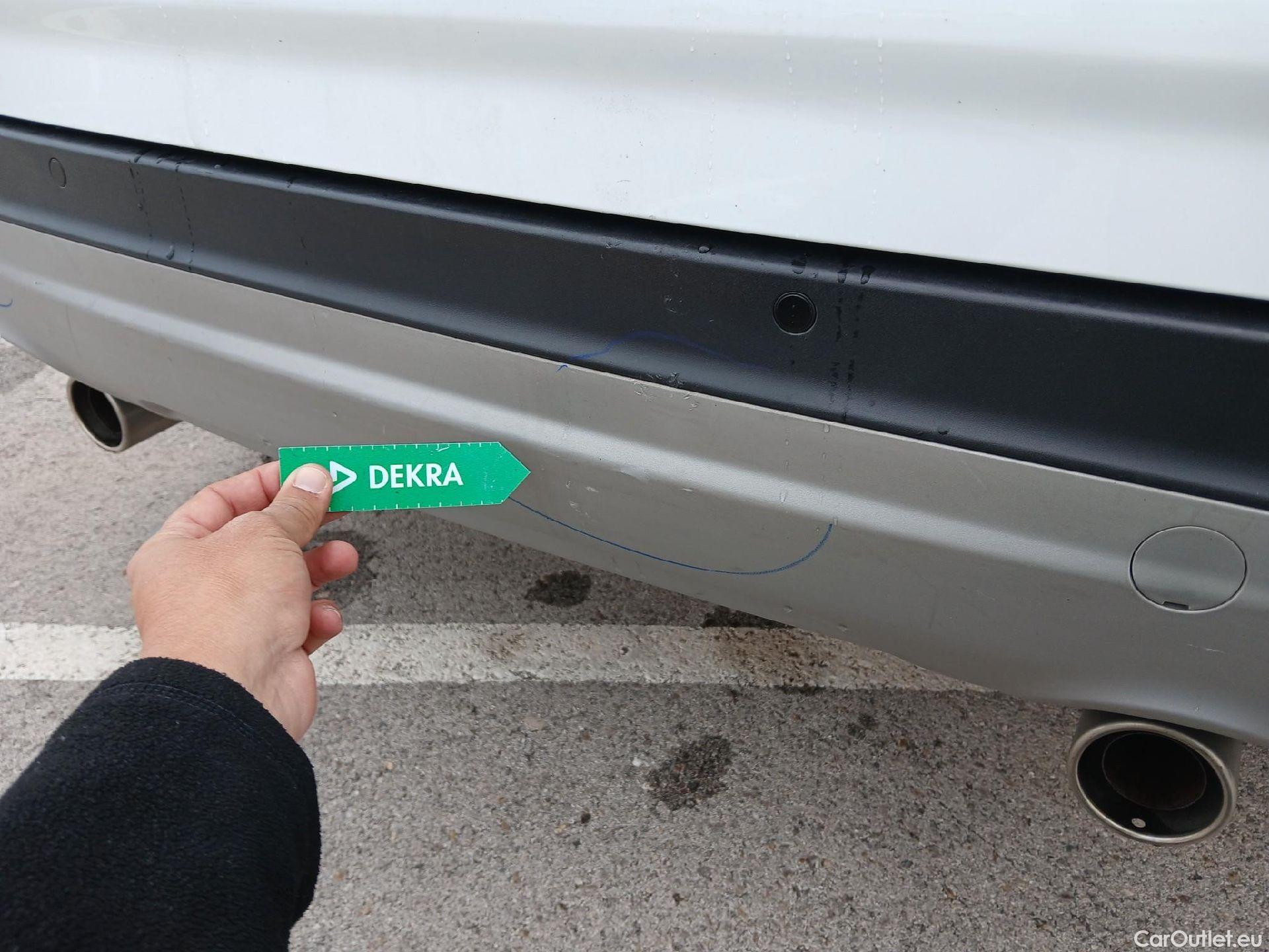  Ford  Kuga FORD  / 2016 / 5P / todoterreno 1.5 EcoBoost 88kW 4x2 Trend+ (CX) #15