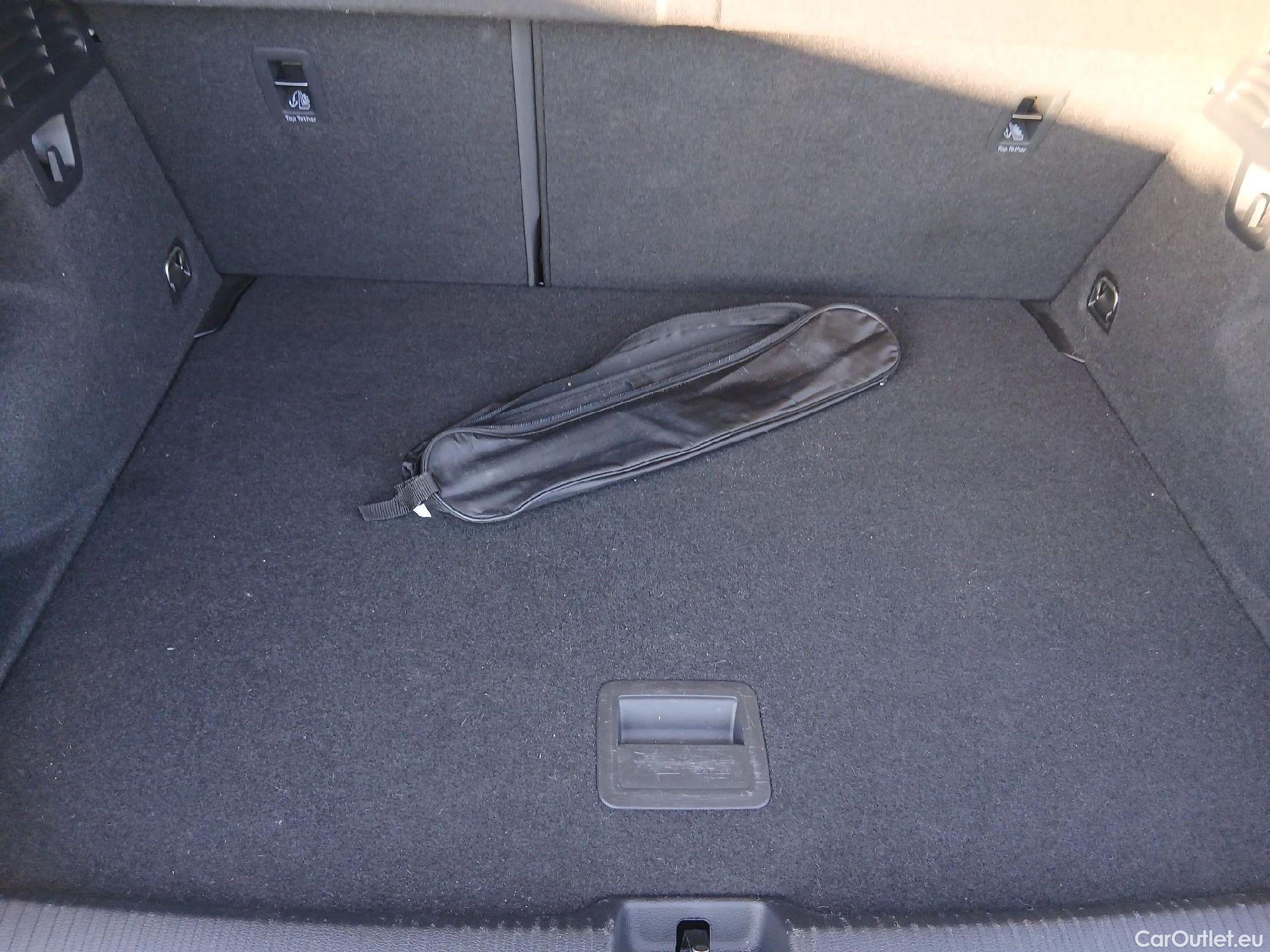  Audi  Q2 AUDI  / 2020 / 5P / todoterreno Advanced 35 TFSI 110kW (150CV) S tronic (AC) #29