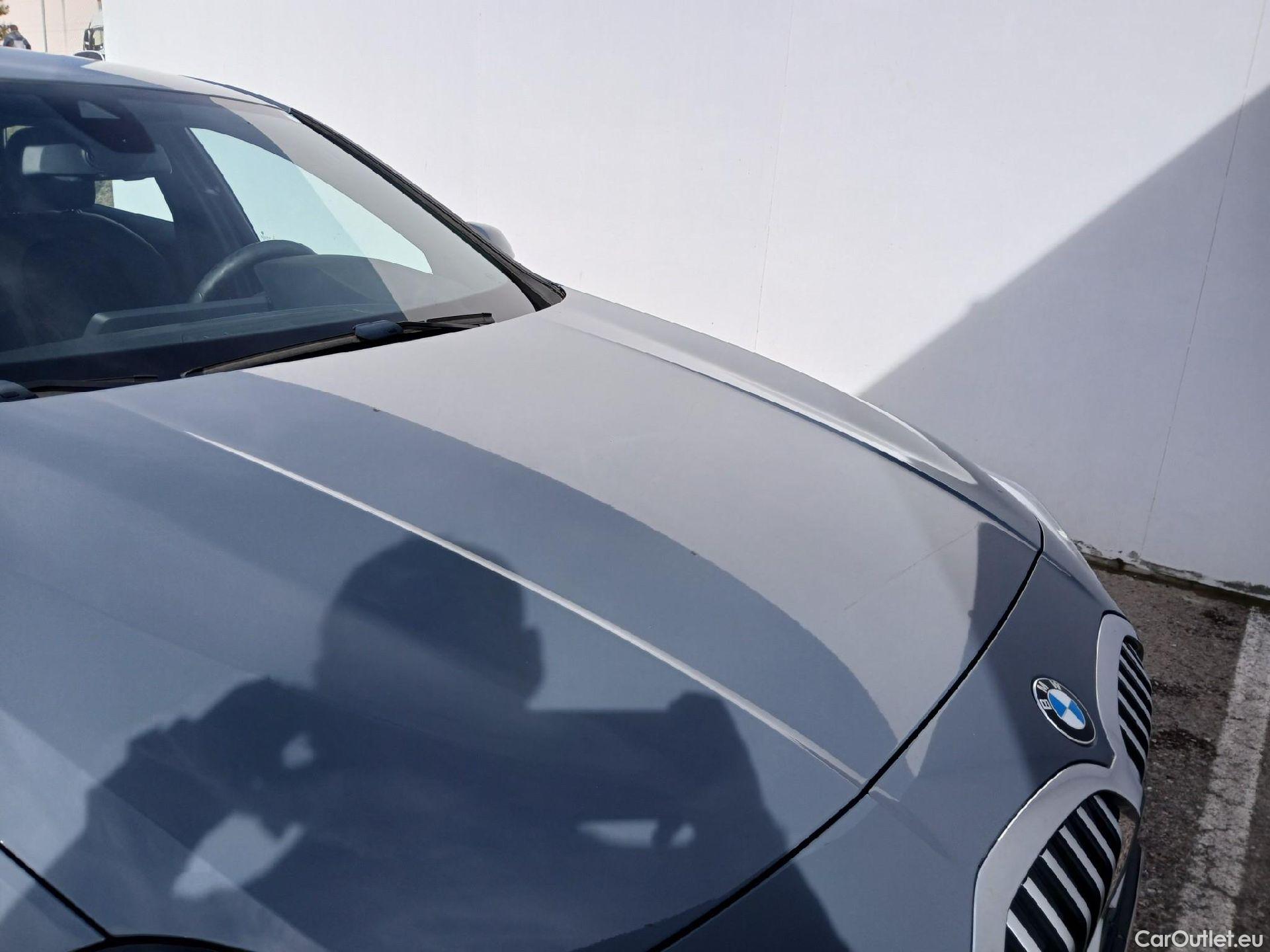  Bmw  Serie 1 BMW  / 2019 / 5P / berlina con portón 118i #2