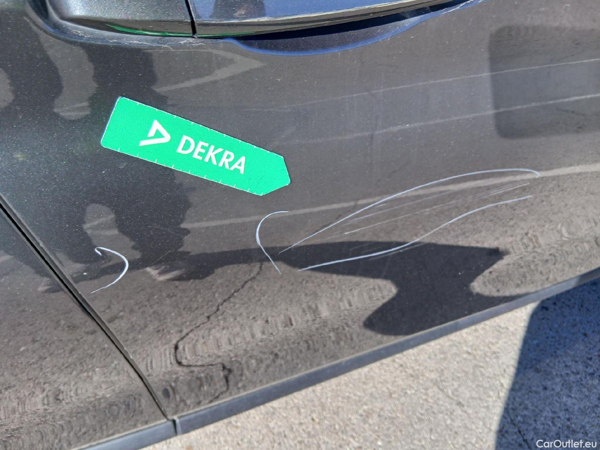  Bmw  X1 BMW  sDrive18i #23