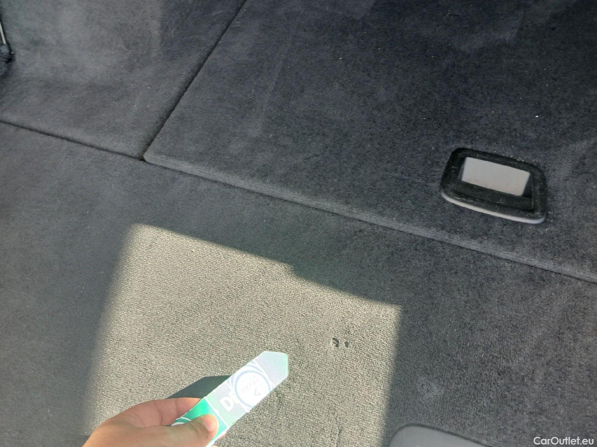  Bmw  Serie 3 BMW  / 2015 / 5P / familiar 318d Touring #1