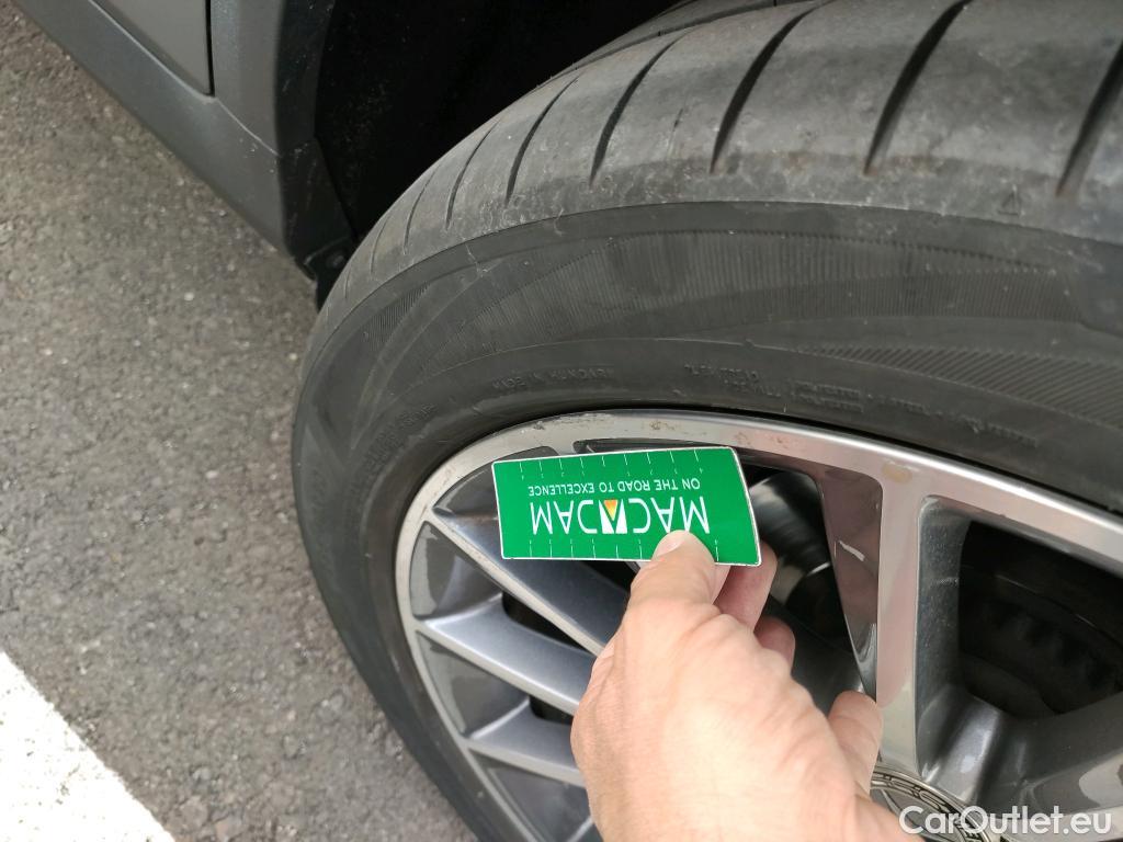  Mercedes  G-Klasee MERCEDES-BENZ GLC Coupé / 2019 / 5P / coupé GLC 300 4MATIC #9