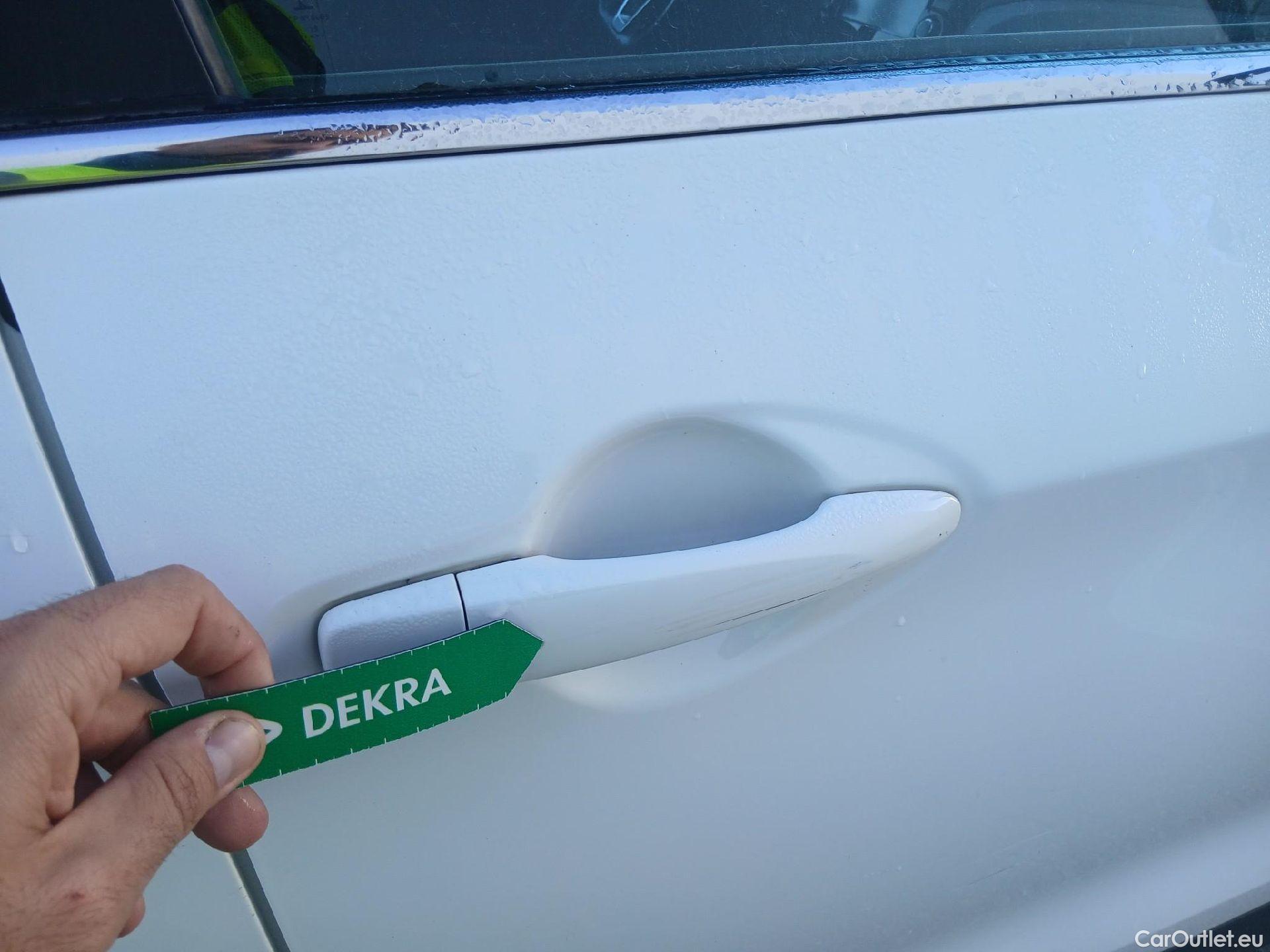  Nissan  Qashqai NISSAN  / 2017 / 5P / todoterreno dCi 150CV (110kW) N-CONNECTA #32