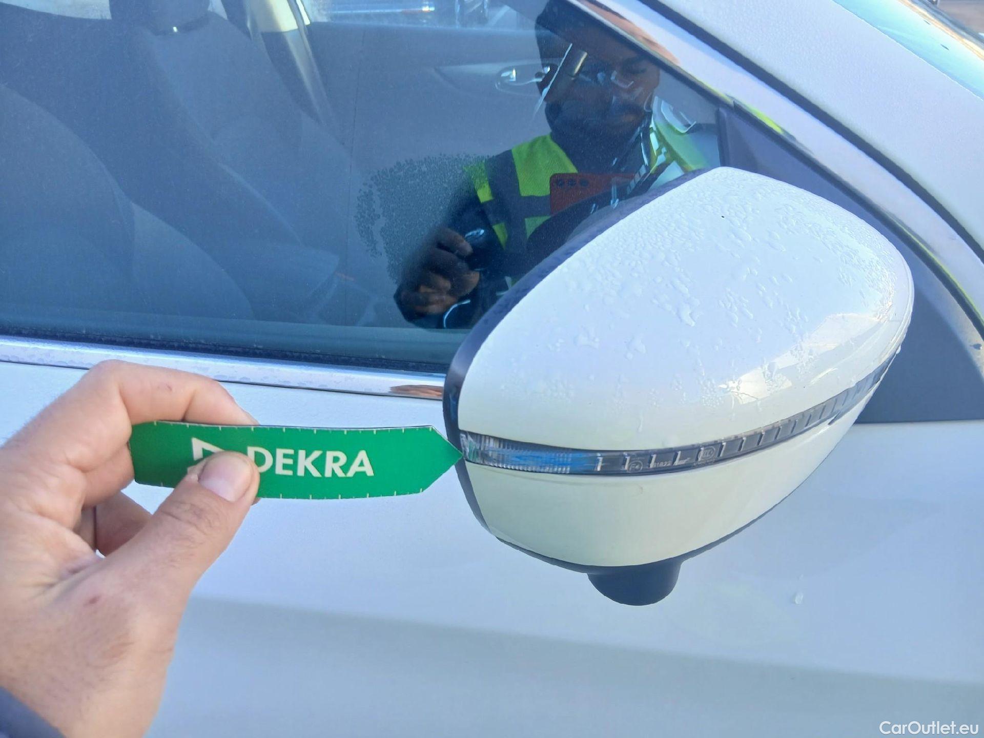  Nissan  Qashqai NISSAN  / 2017 / 5P / todoterreno dCi 150CV (110kW) N-CONNECTA #34