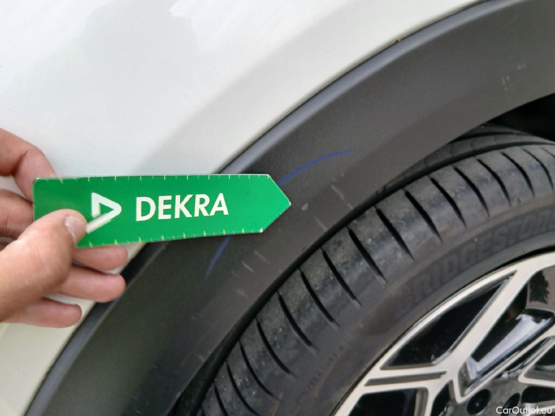  KIA  XCeed KIA  / 2022 / 5P / todoterreno 1.5 MHEV GT-line 118kW (160CV) DCT #16