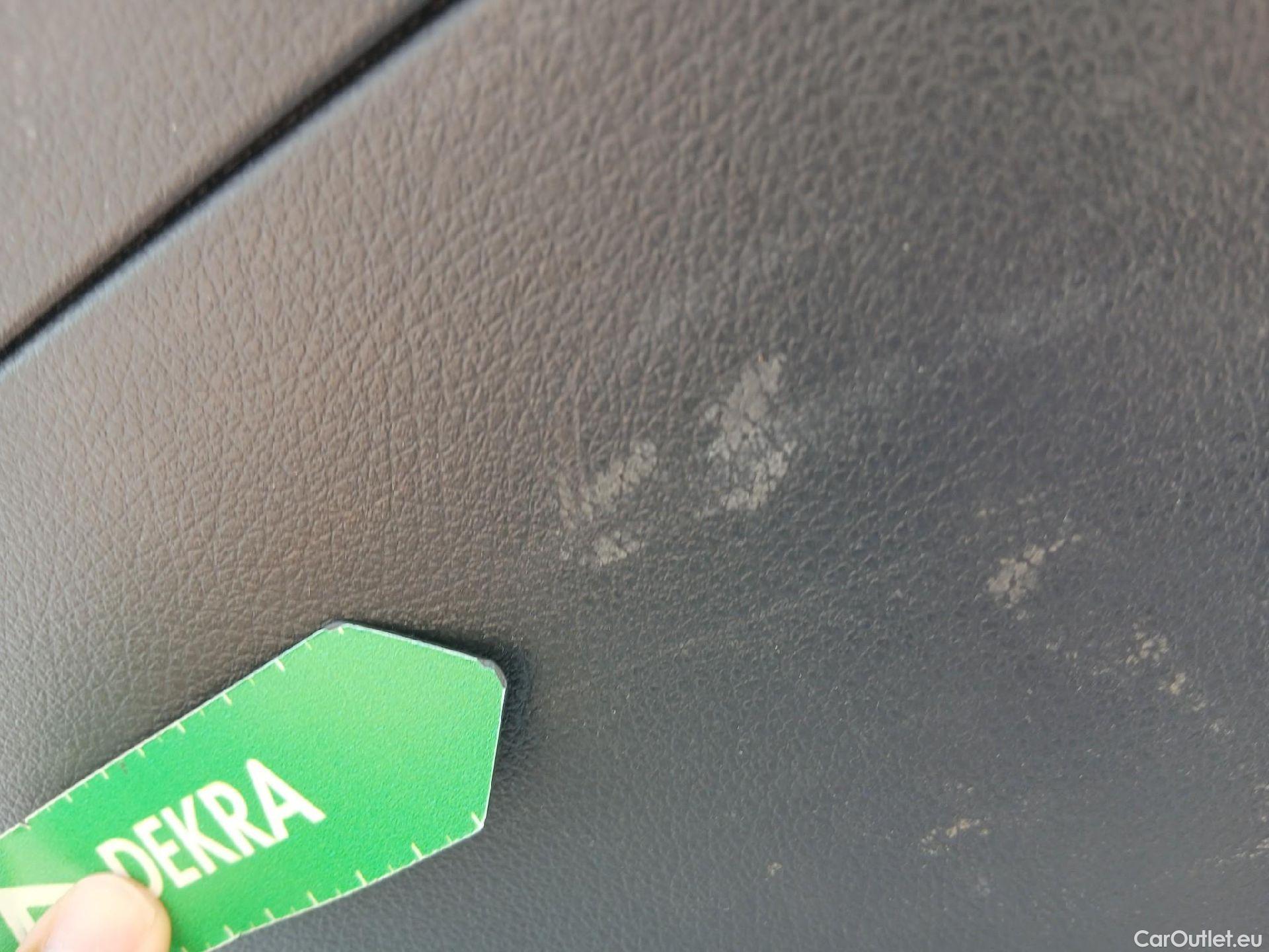  Mercedes  C-Klasse Clase C C 220 d T (206.204)AMG 220CV AT9 E6d #26