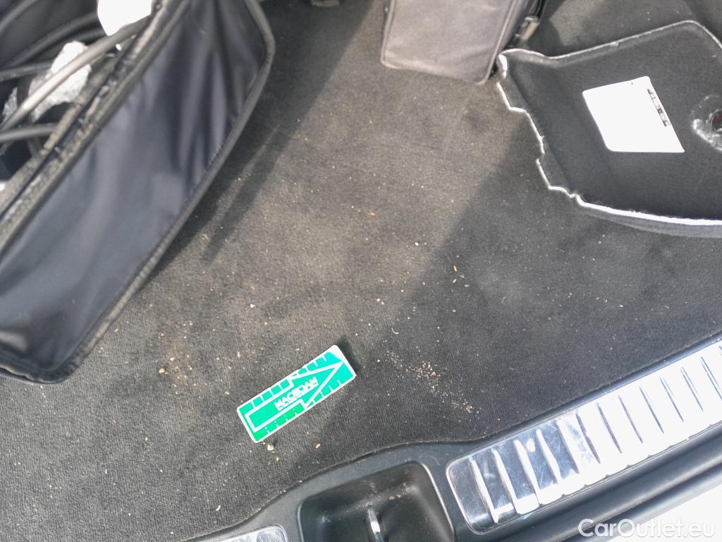  Mercedes  G-Klasee MERCEDES-BENZ GLE / 2018 / 5P / todoterreno GLE 350 de 4MATIC (Híbrido Enchufable) #7