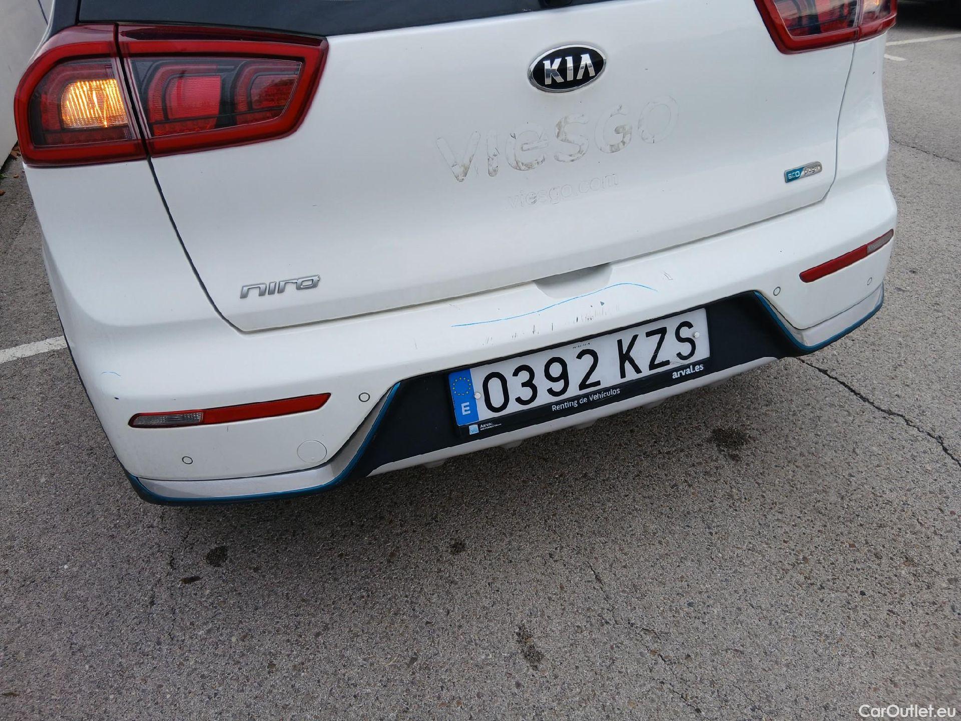  KIA  Niro KIA  Hïbrido Enchufable / 2016 / 5P / crossover 1.6 GDi Híbrido Enchufable 104kW Drive #9