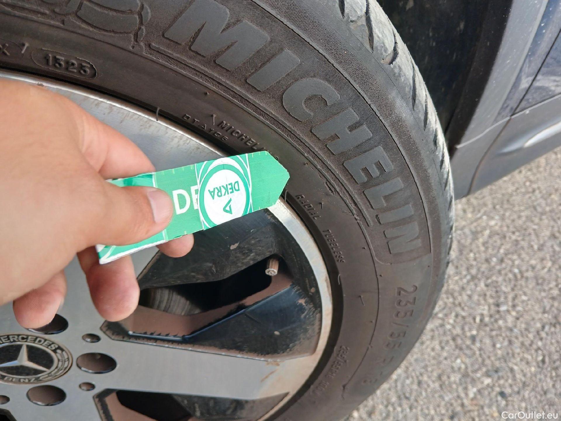  Mercedes  GLB Clase   220 d 4Matic (247.615) 190CV AT8 E6d #19